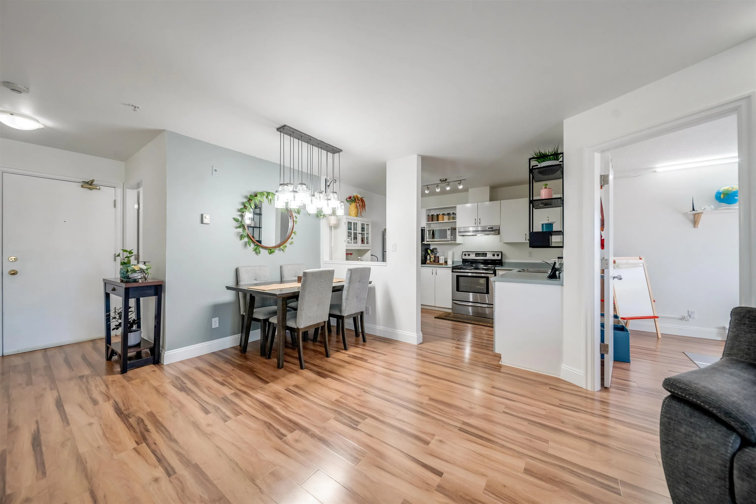 401 12110 80 Avenue
