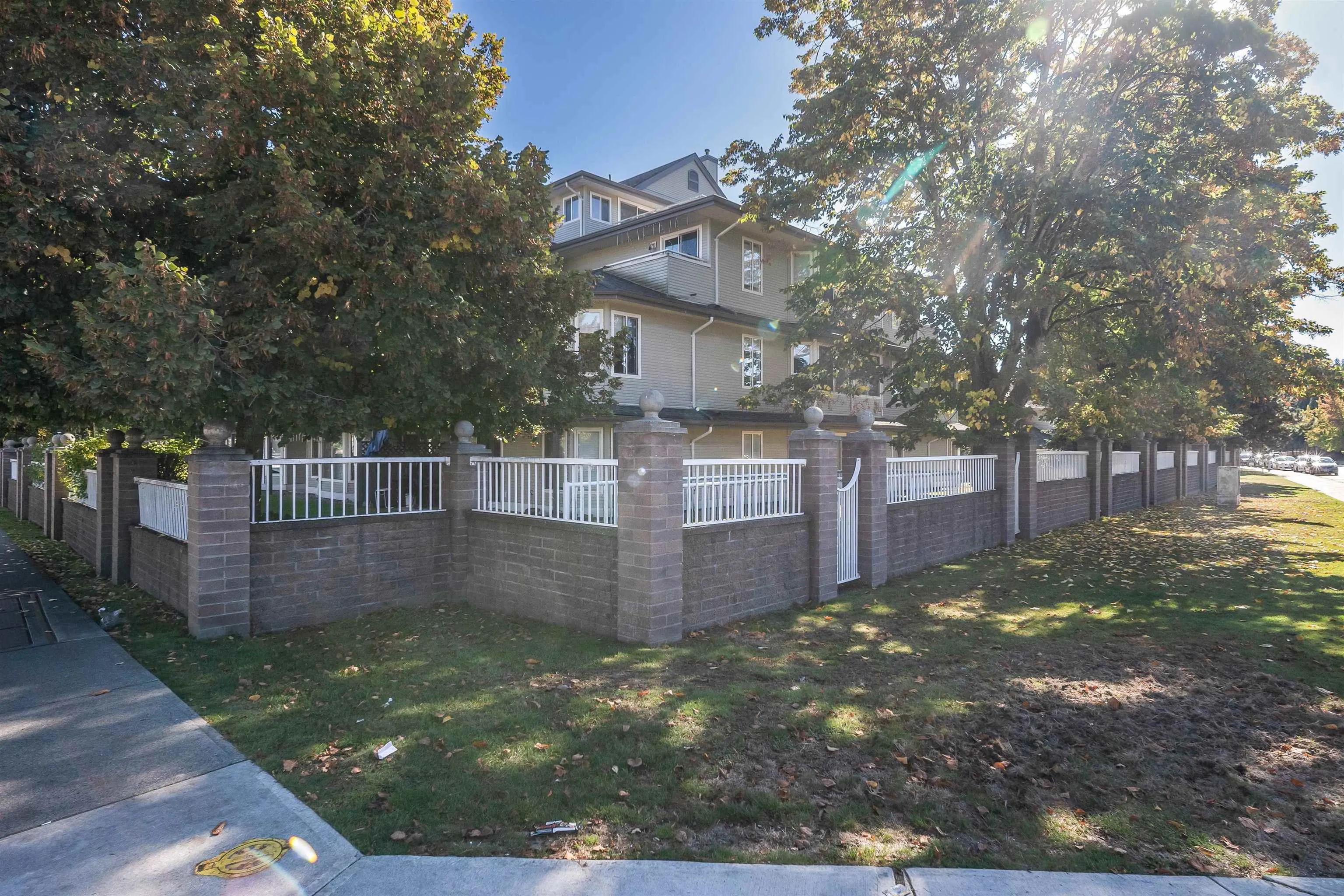 401 12110 80 Avenue