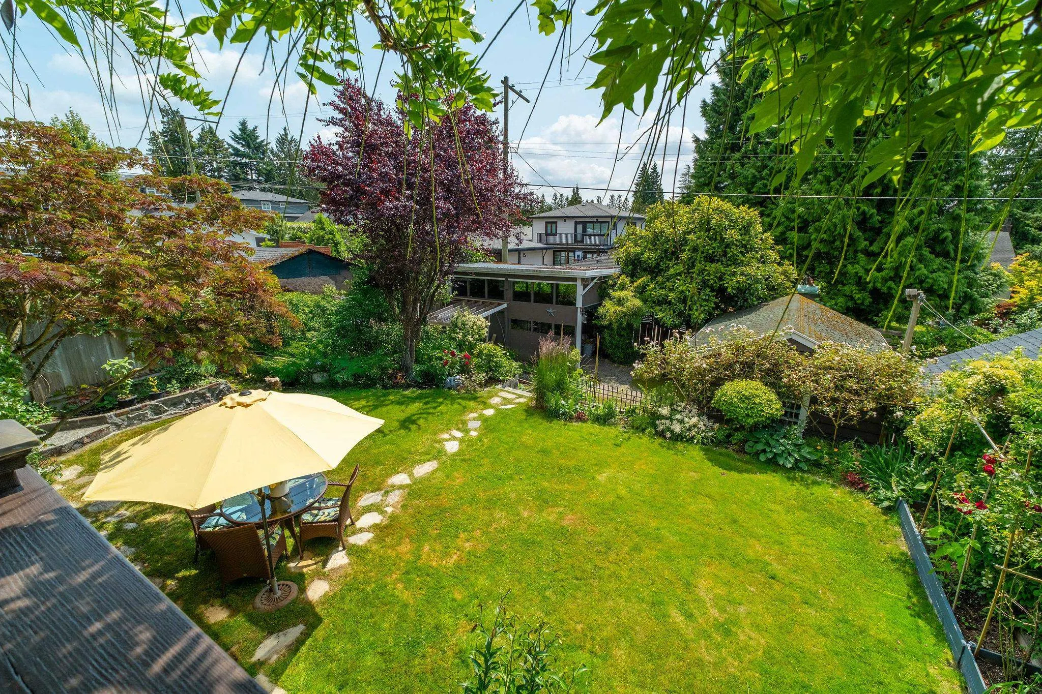 445 W 26th Street