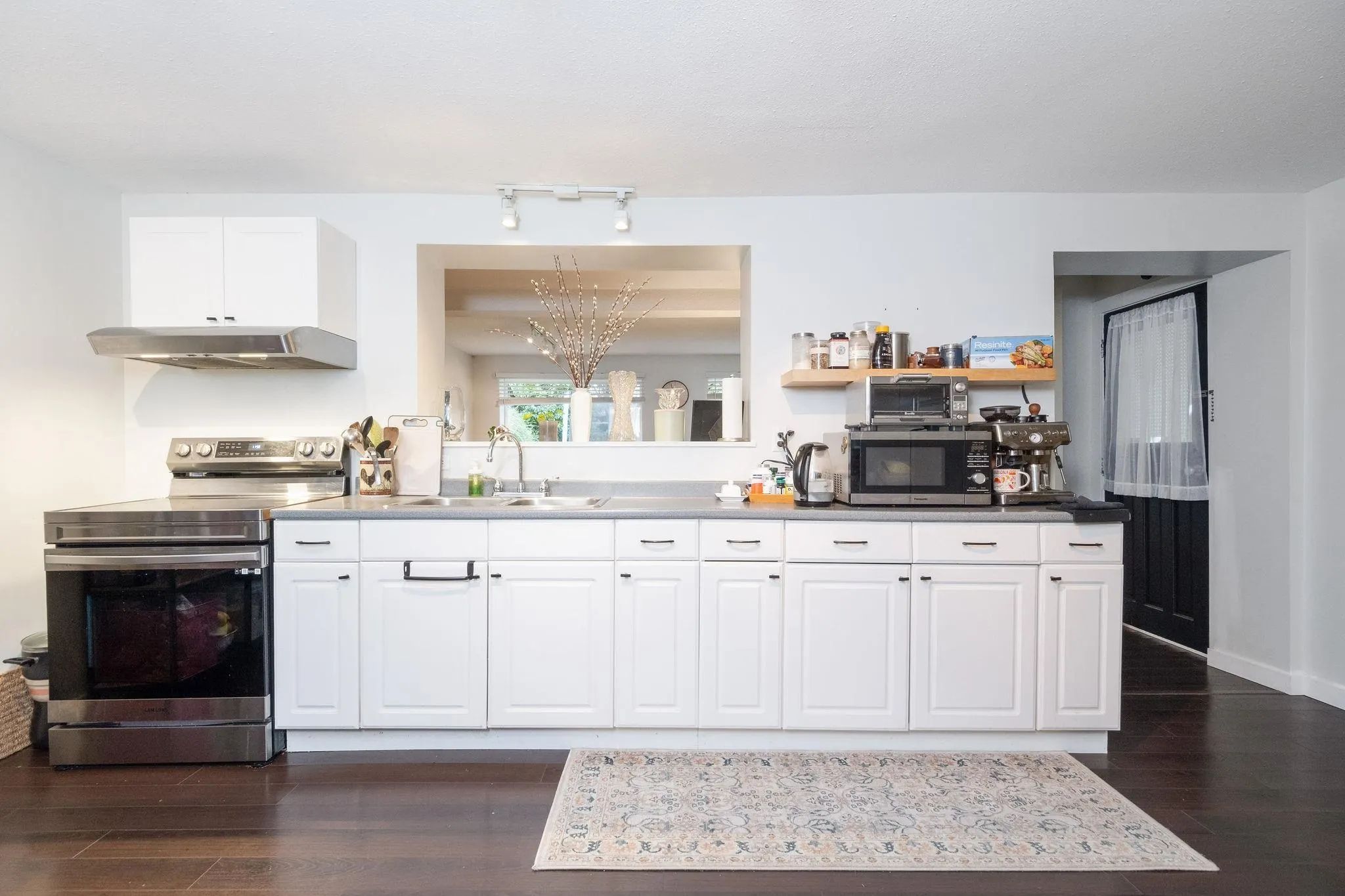 445 W 26th Street