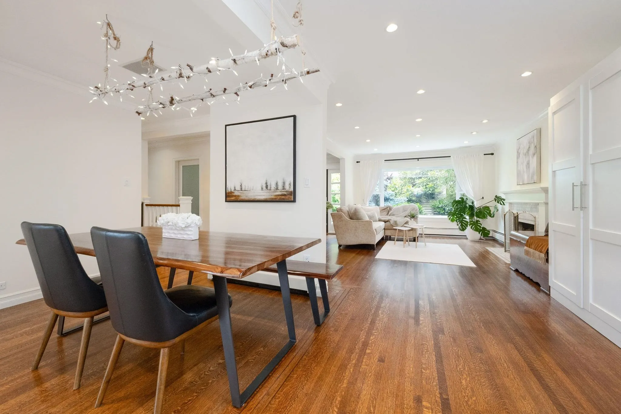 445 W 26th Street