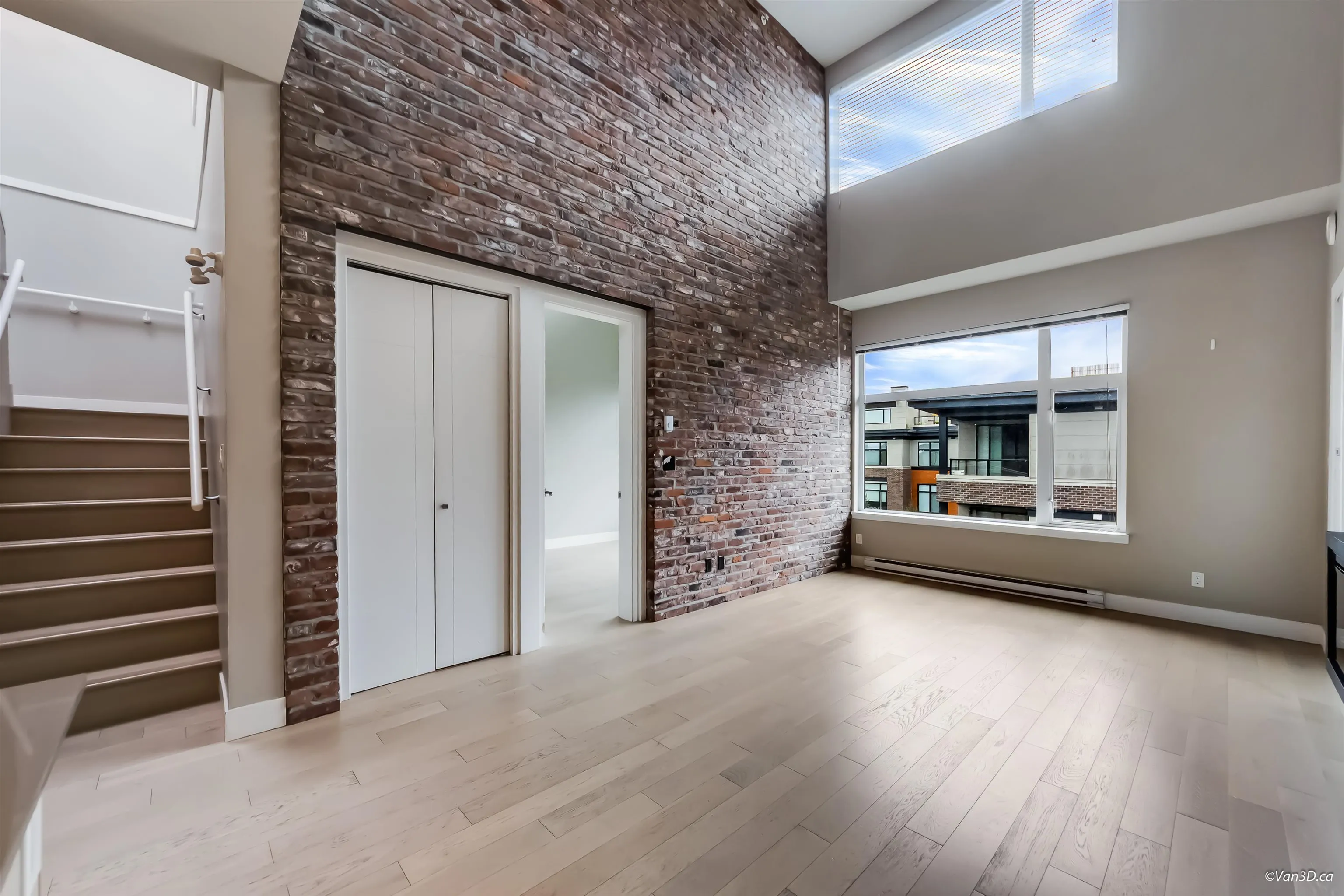 412 260 Salter Street