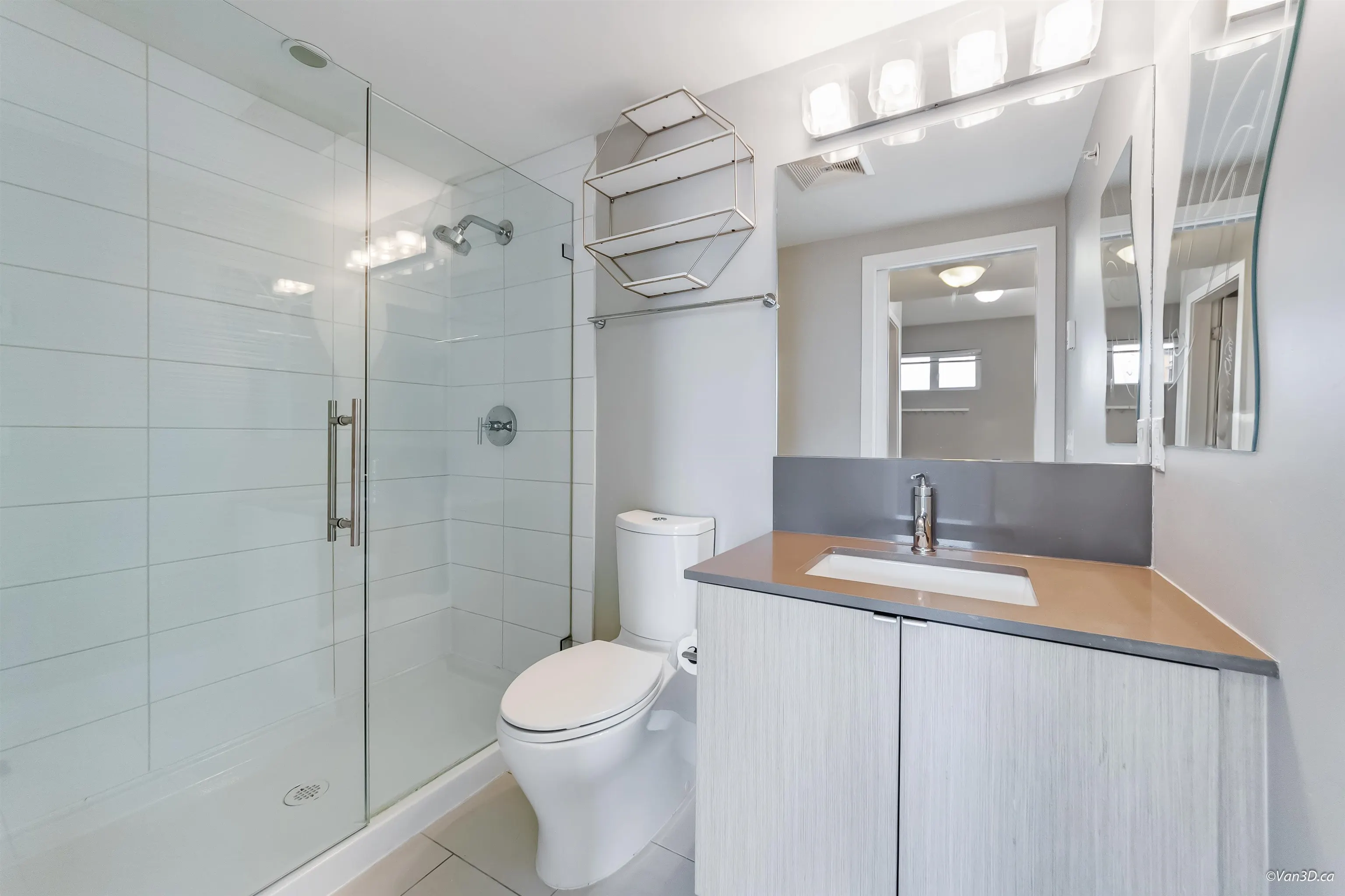 412 260 Salter Street