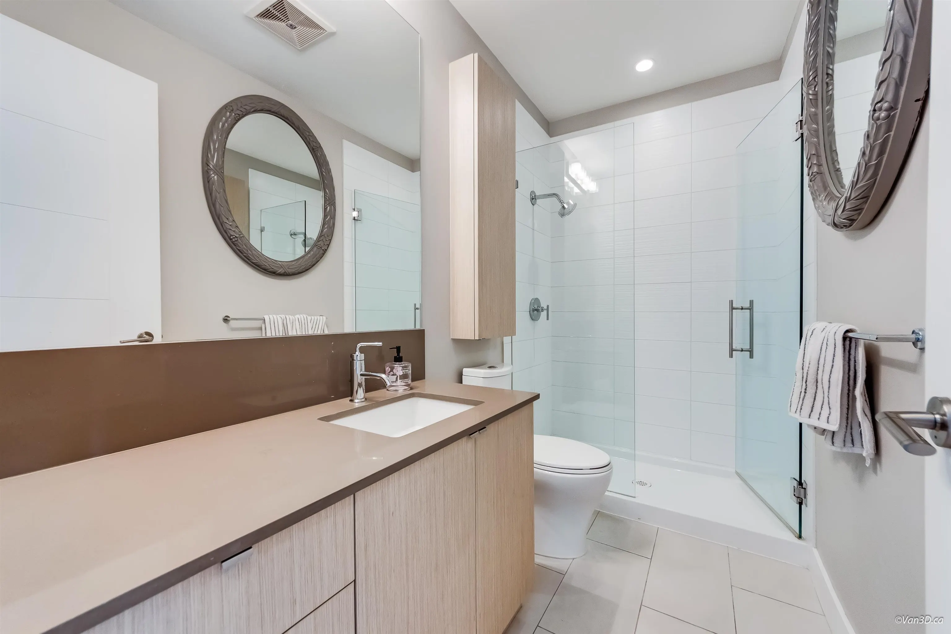 412 260 Salter Street