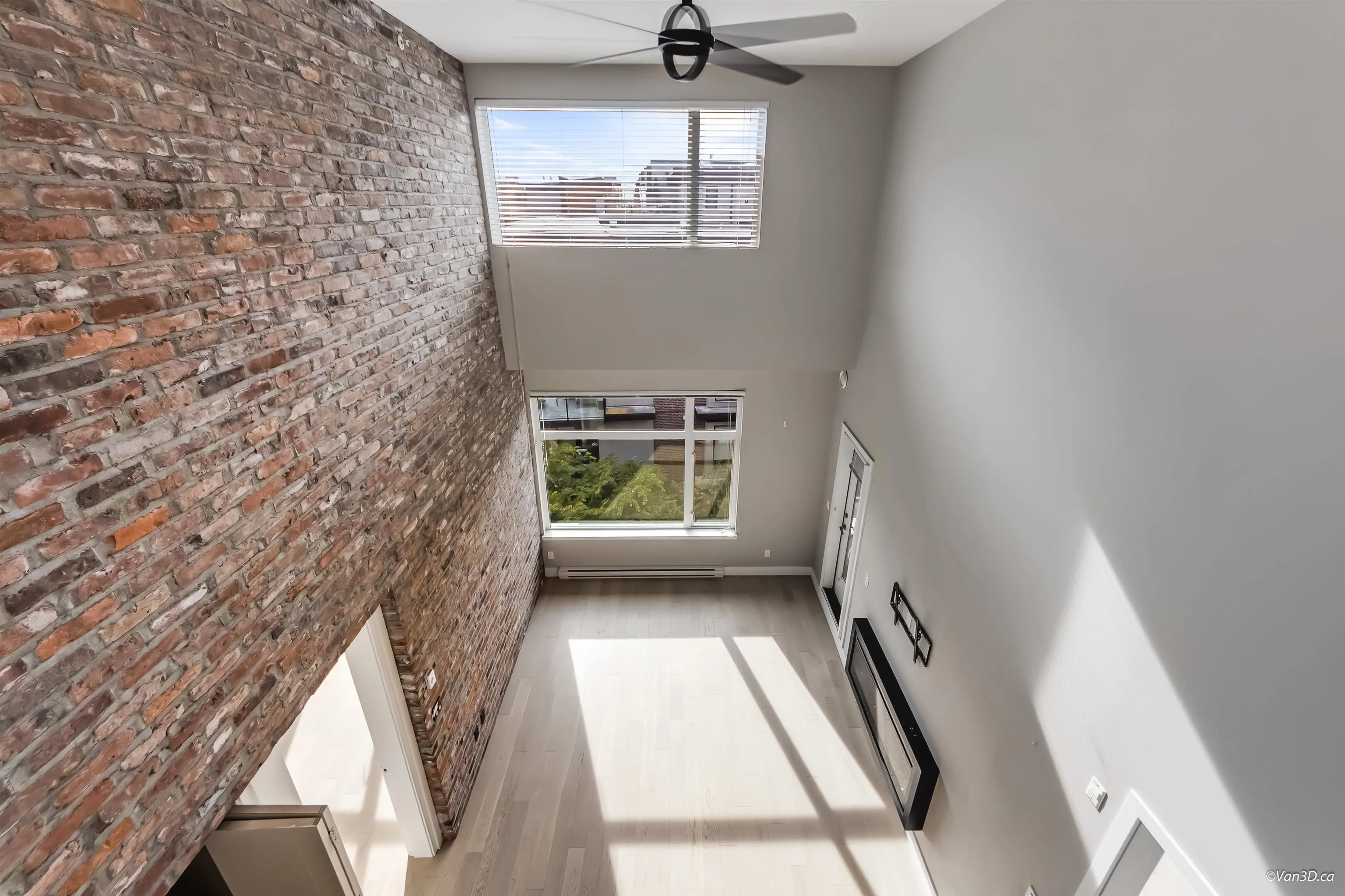 412 260 Salter Street