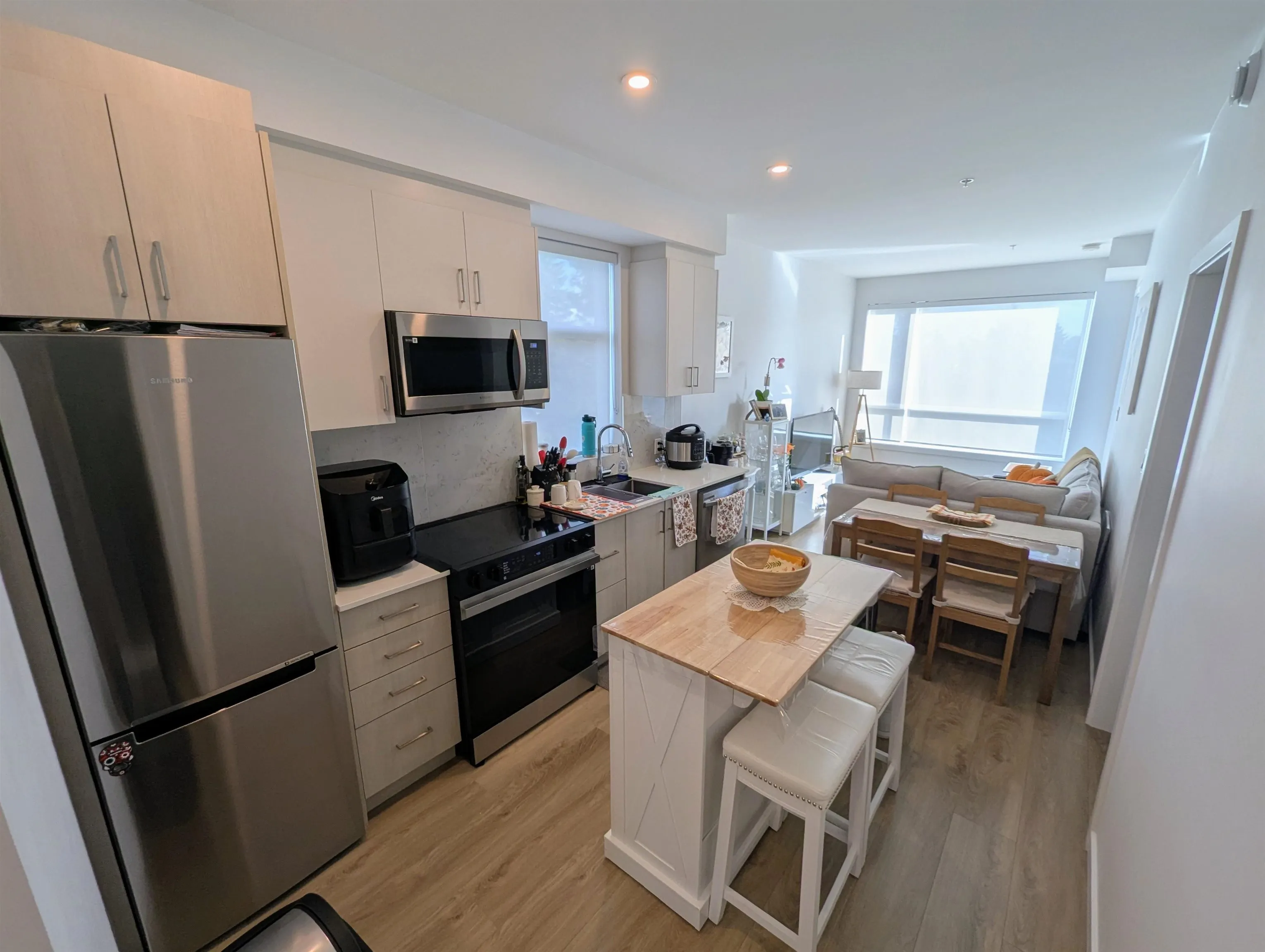 E504 13858 108 Avenue