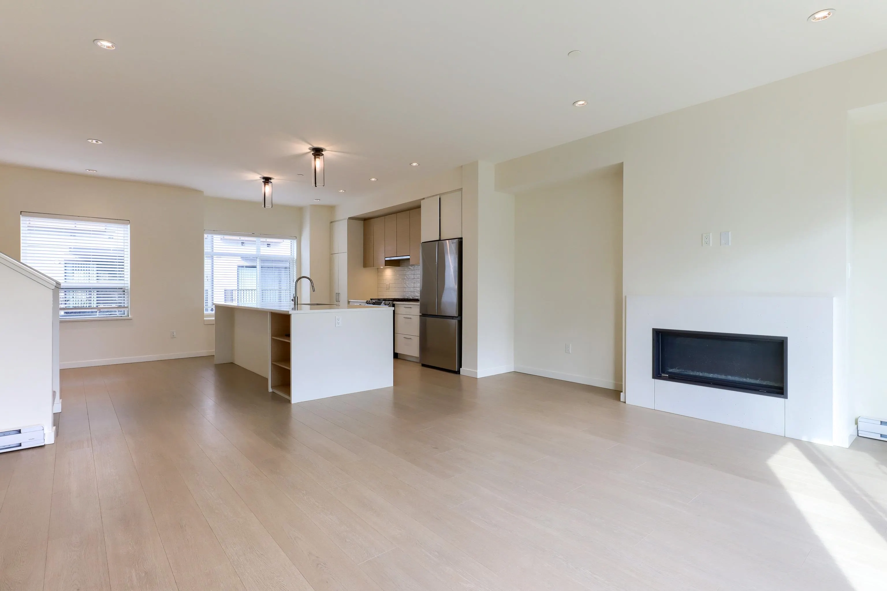 6 629 South Dyke Road