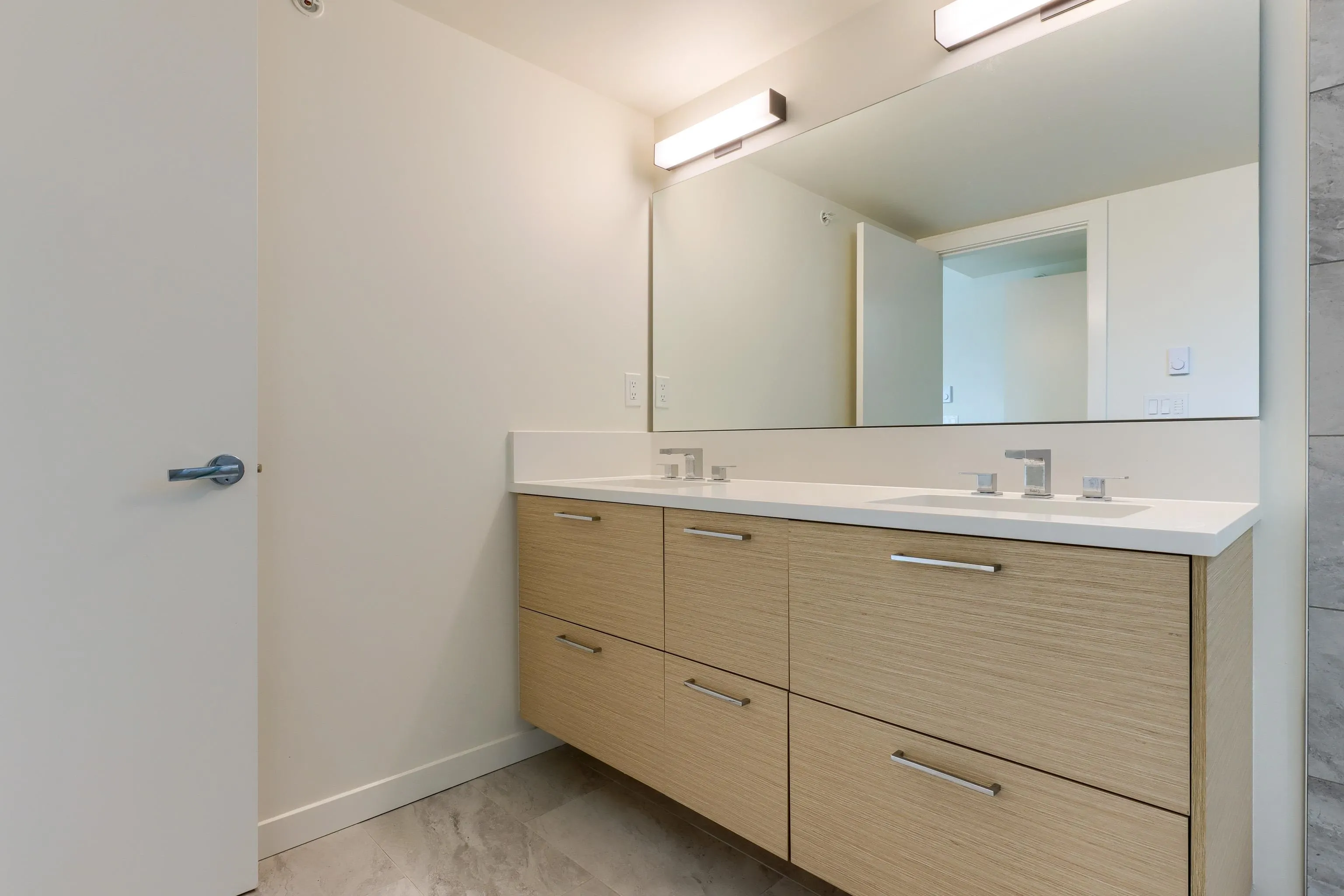 6 629 South Dyke Road