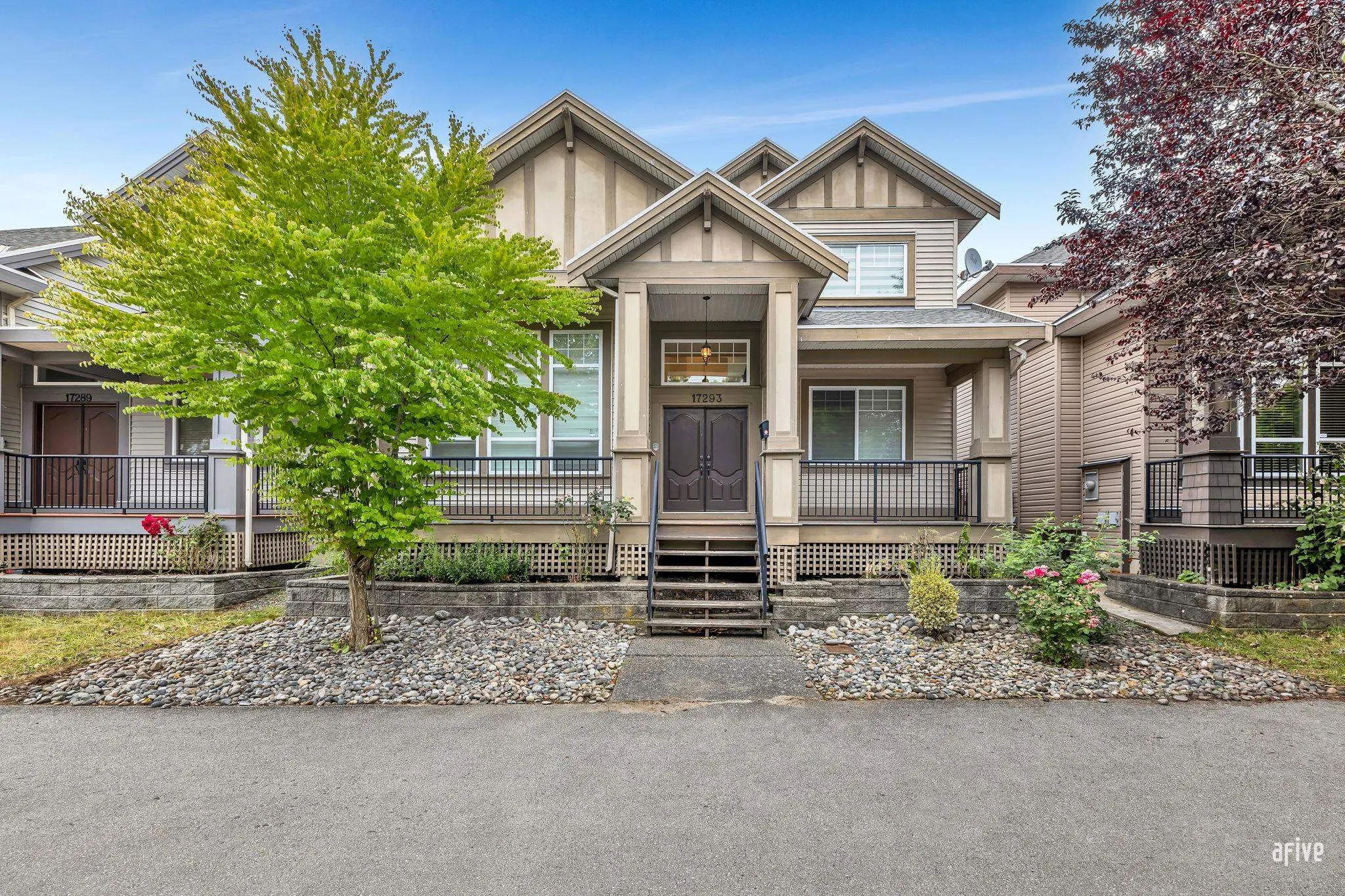 17293 64 Avenue