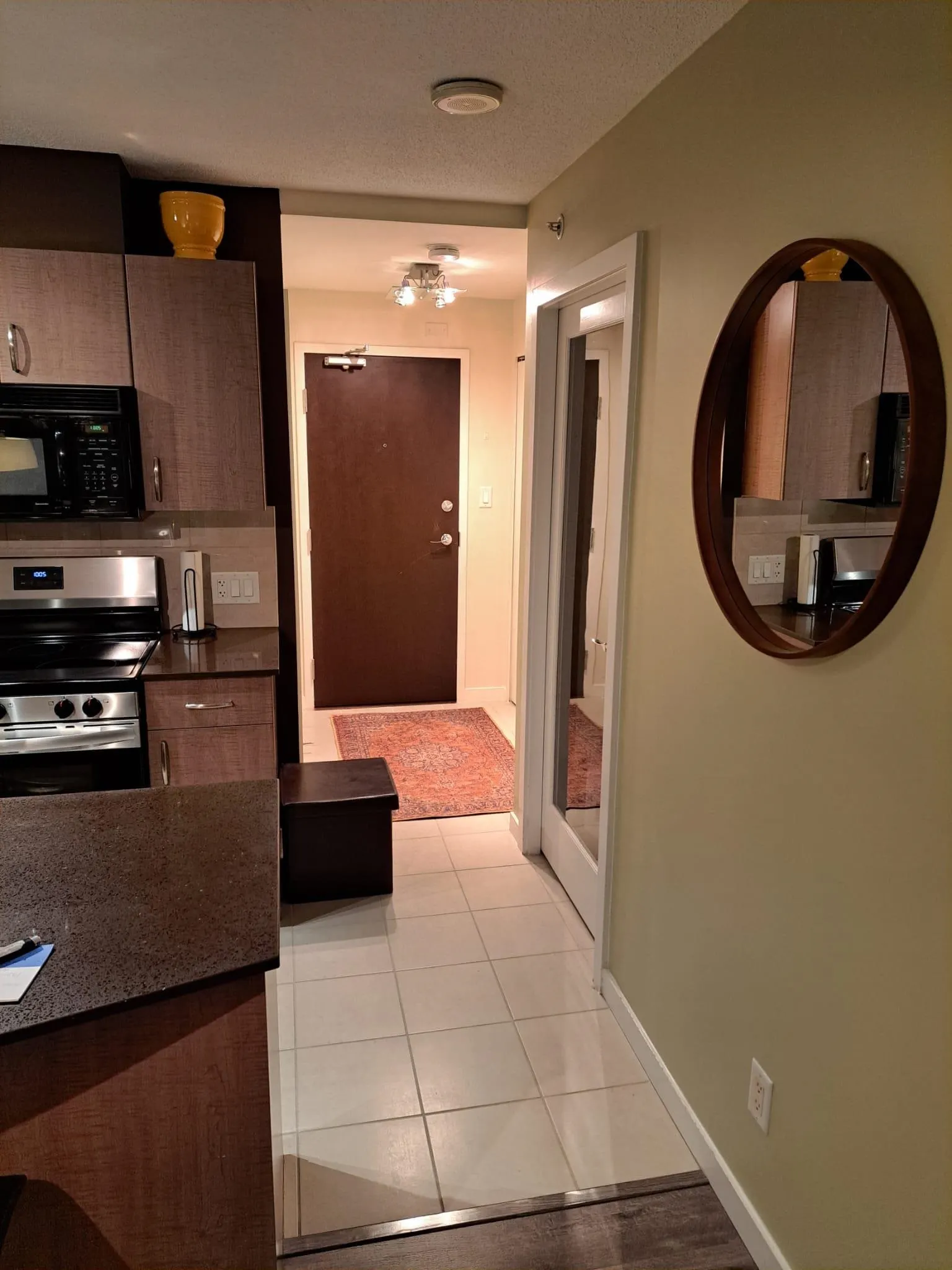 1611 610 Granville Street