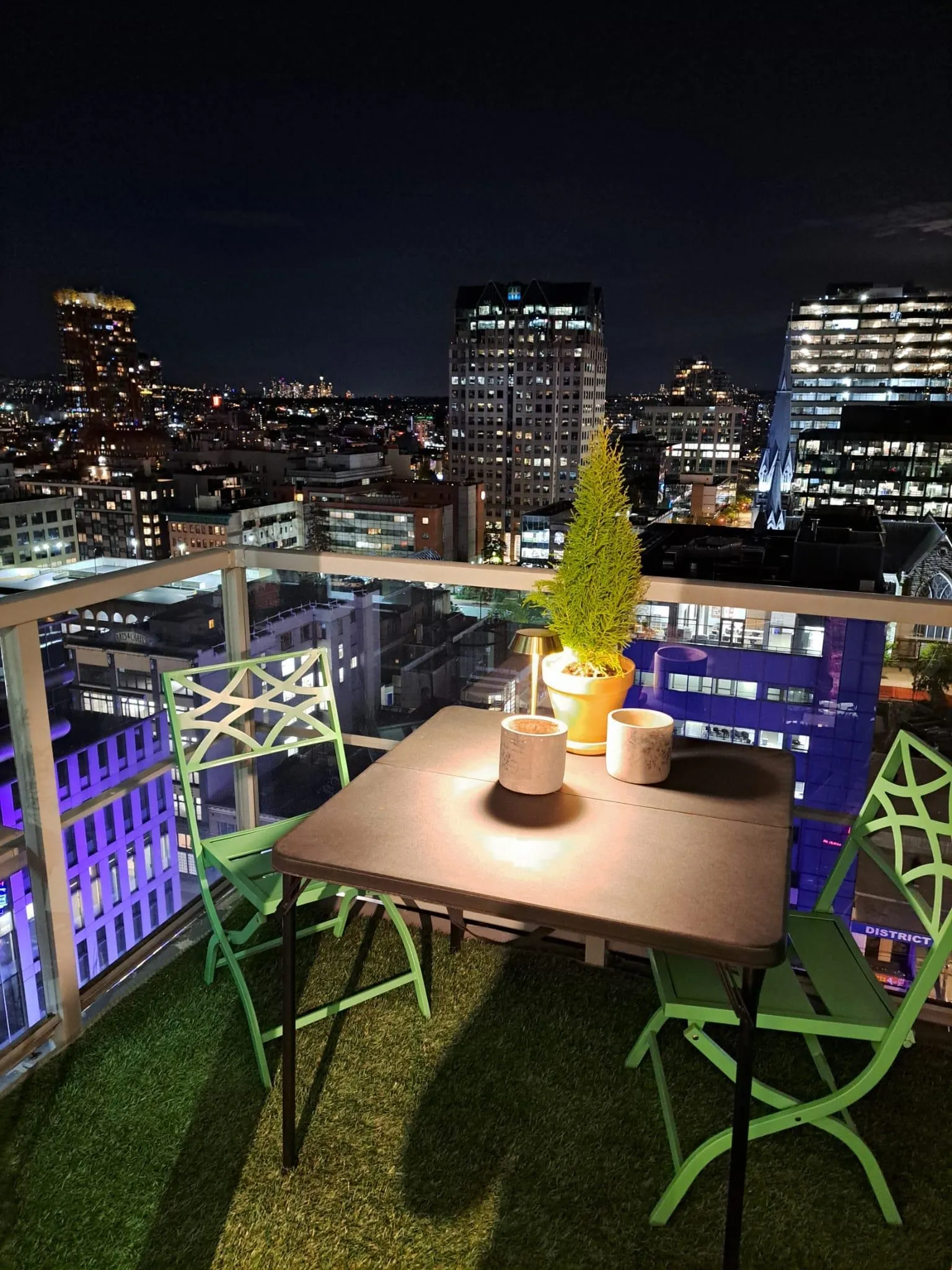 1611 610 Granville Street