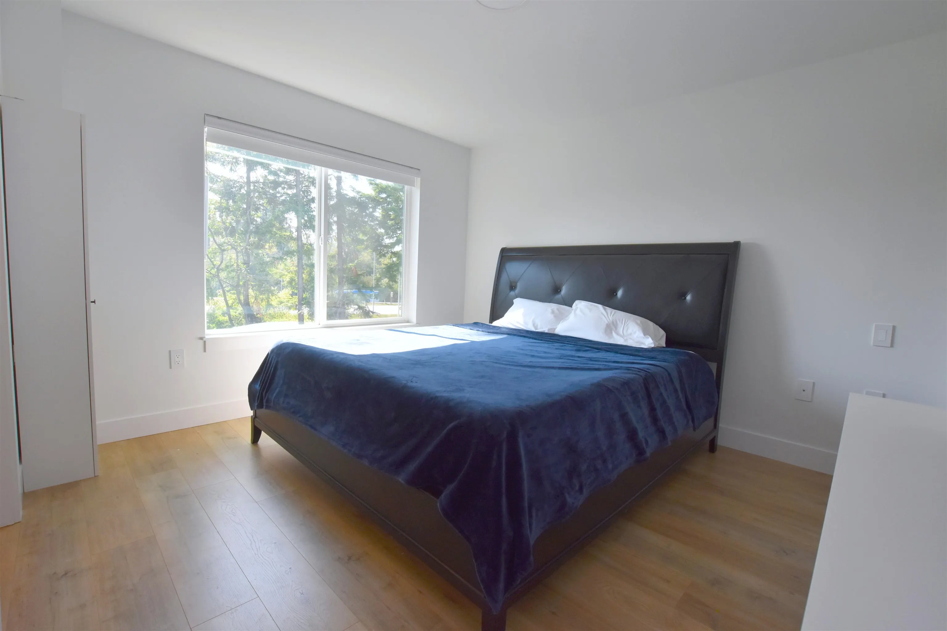 12 17458 100 Avenue