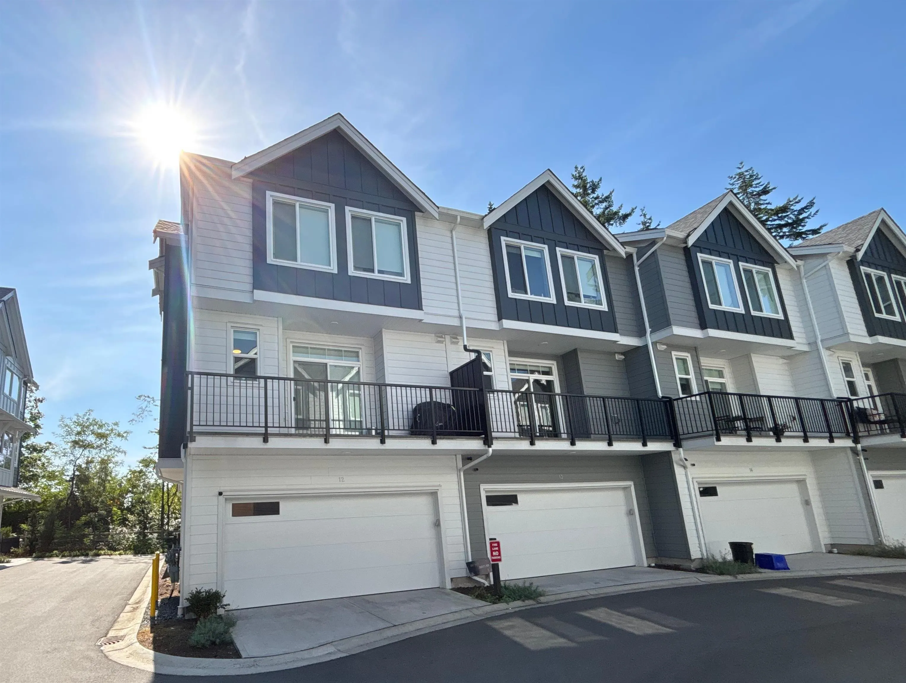 12 17458 100 Avenue
