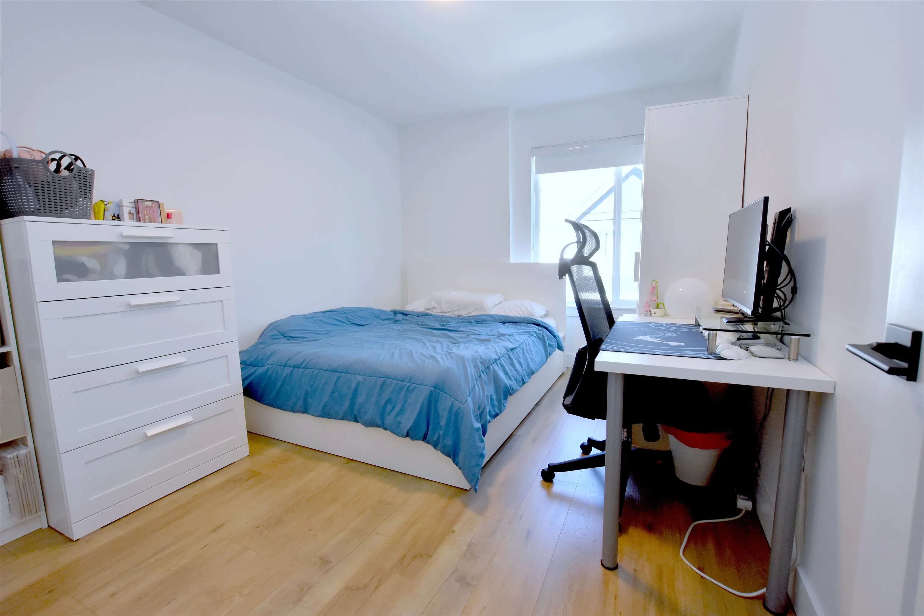12 17458 100 Avenue