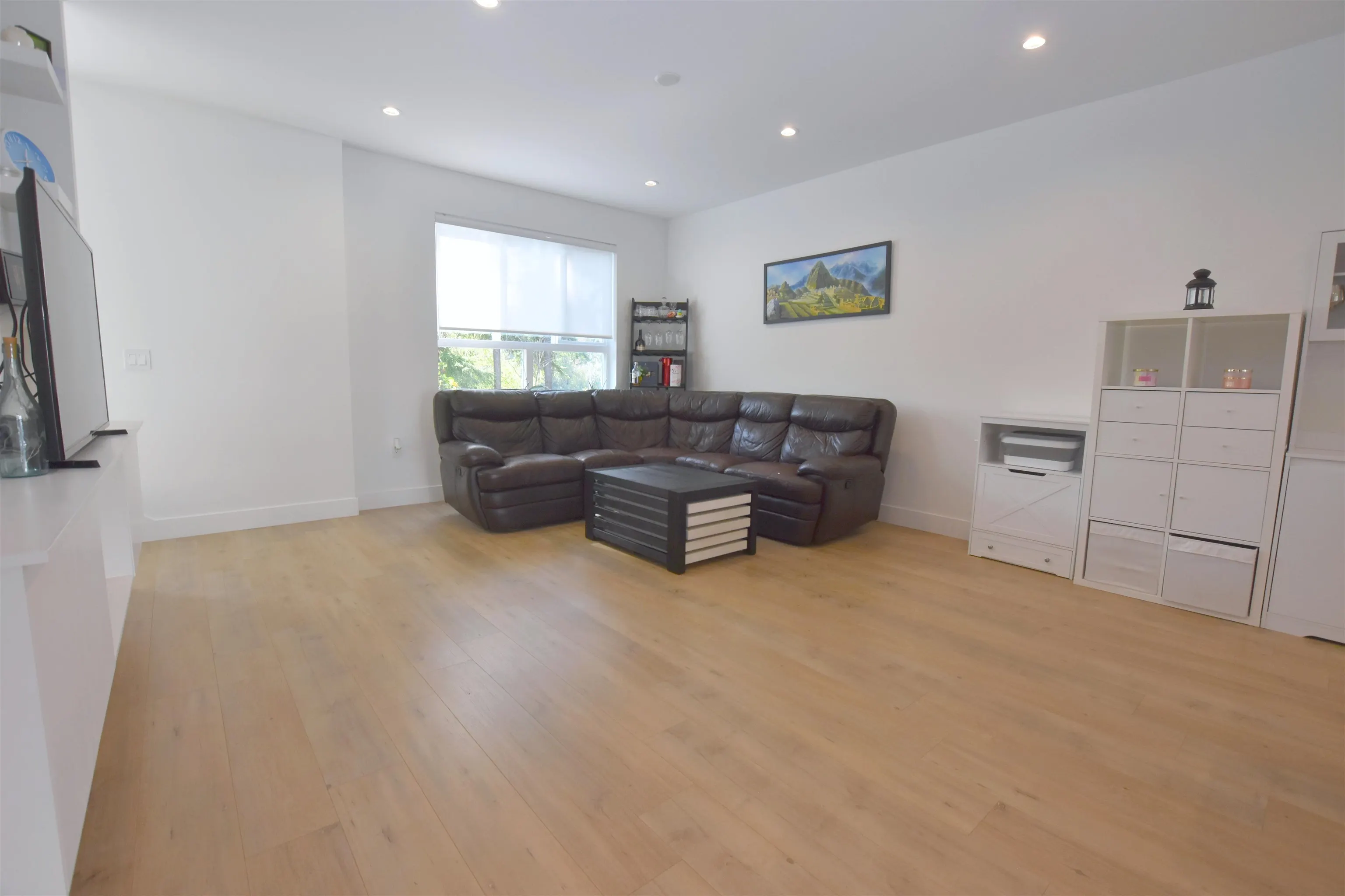 12 17458 100 Avenue