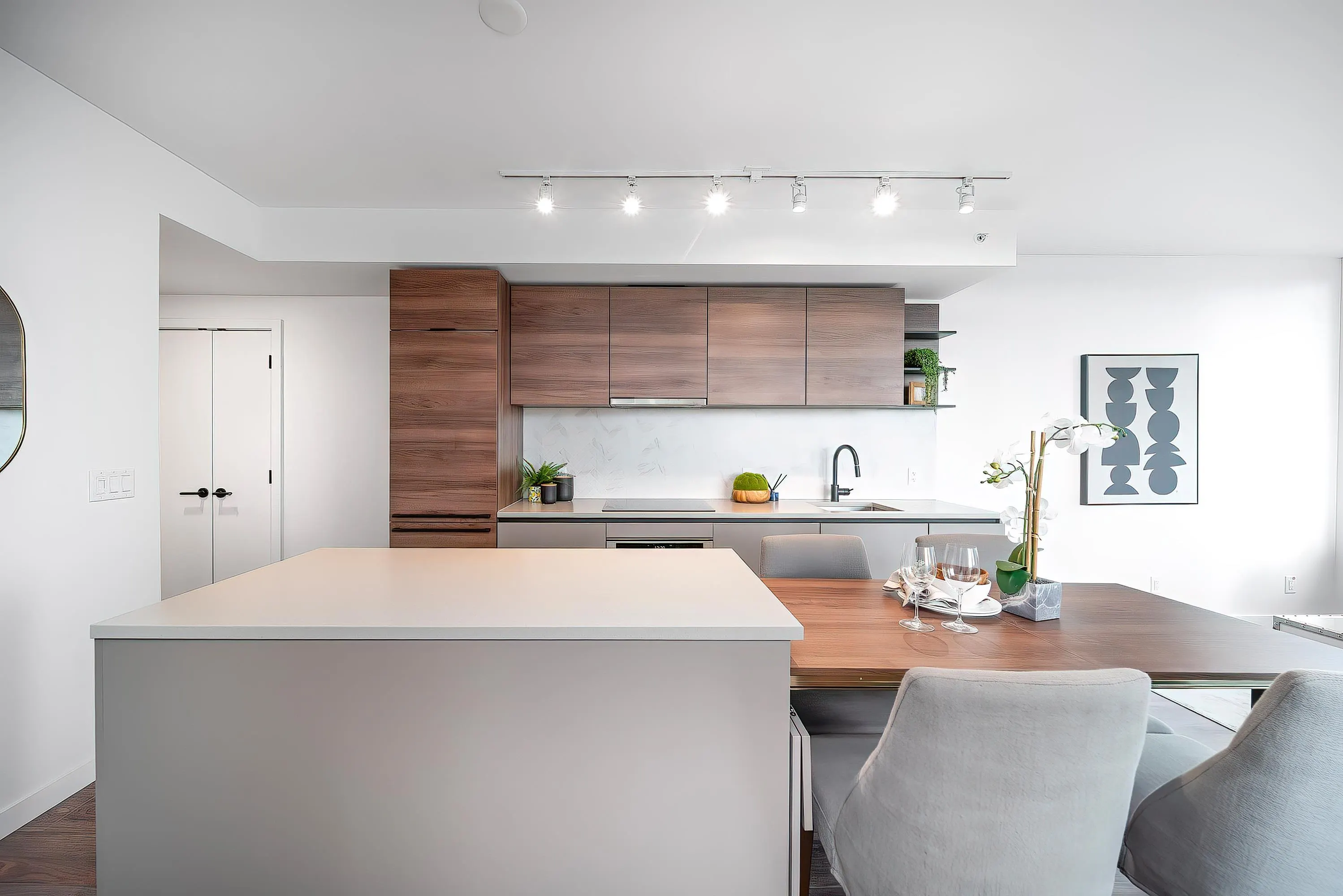 1308 10448 University Drive