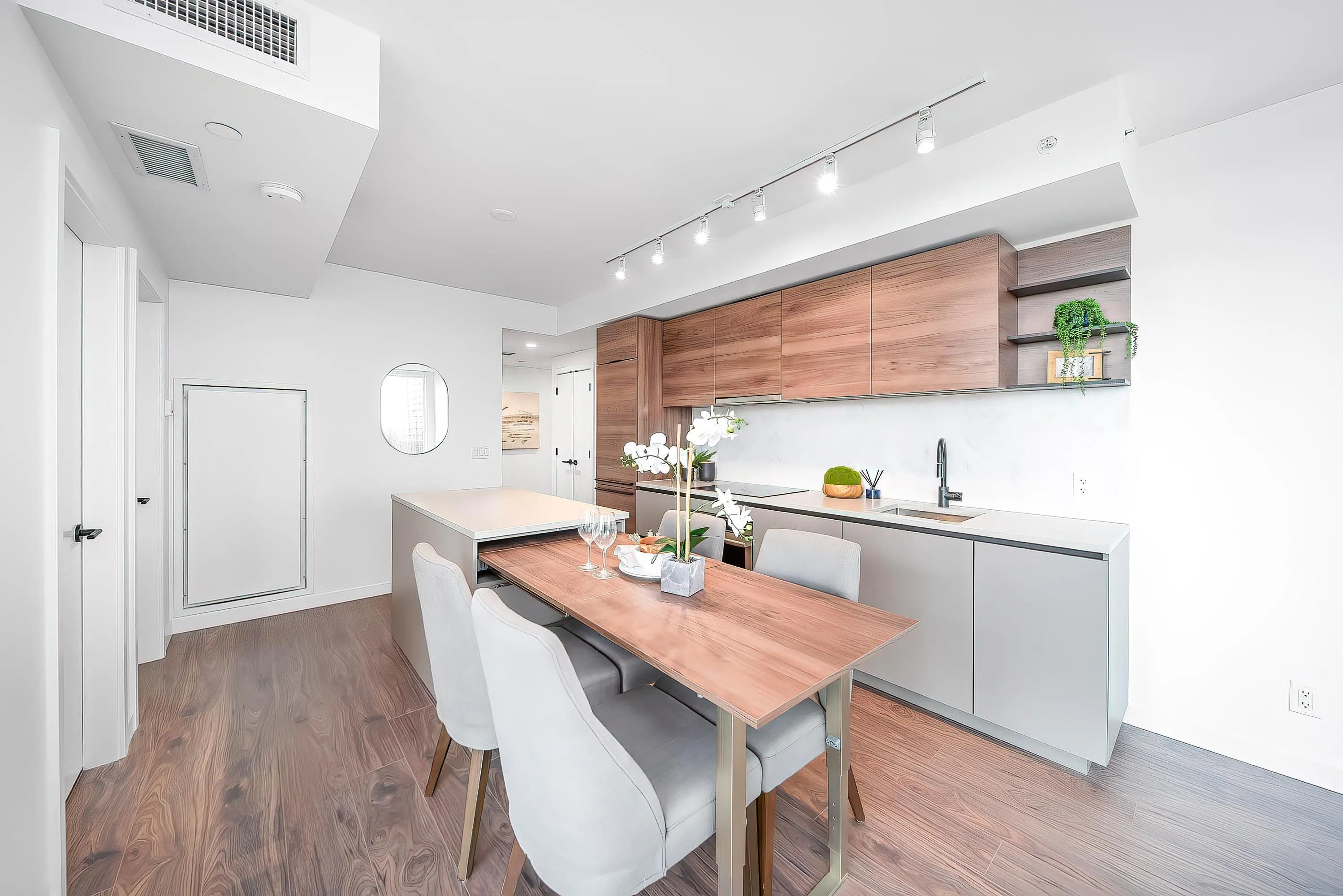 1308 10448 University Drive