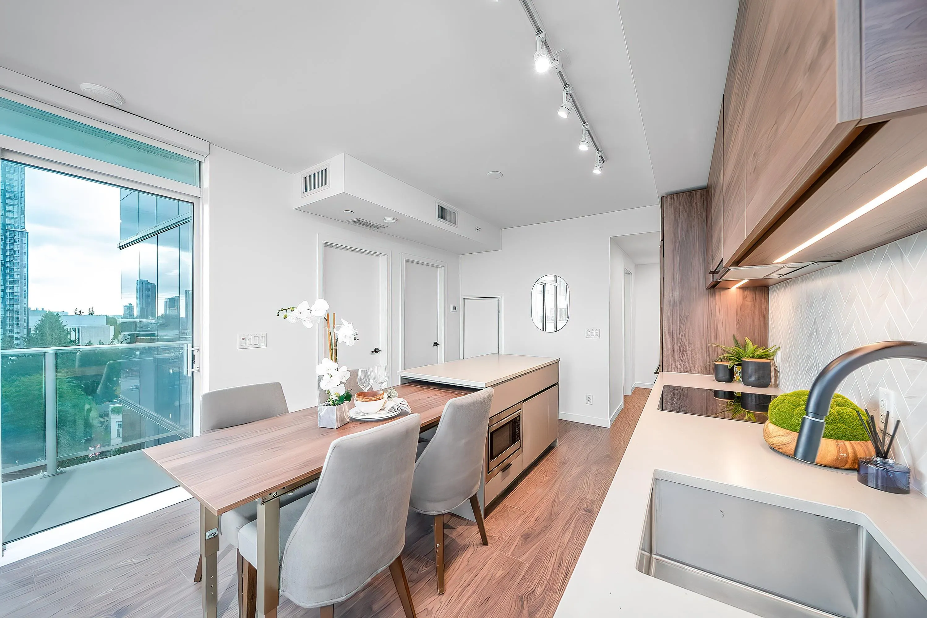 1308 10448 University Drive