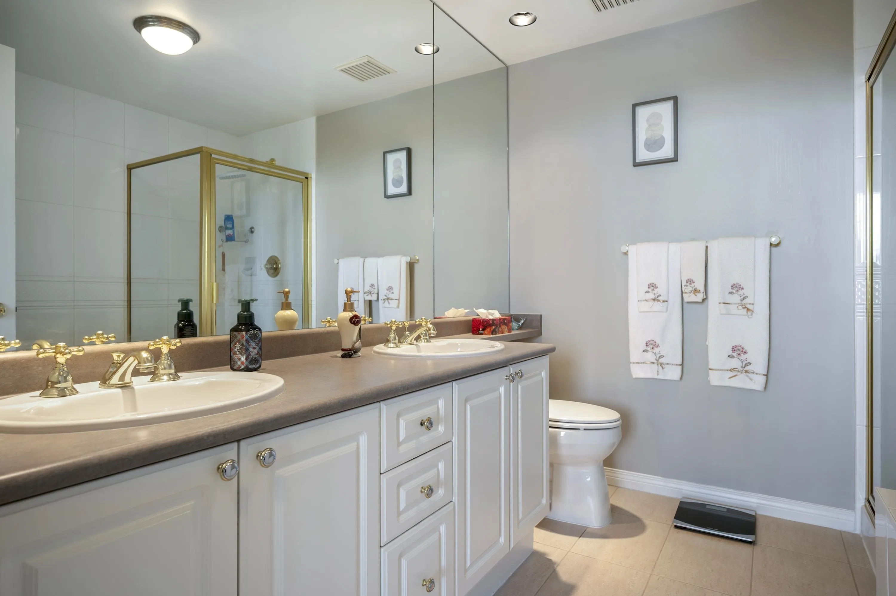 2805 6837 Station Hill Drive
