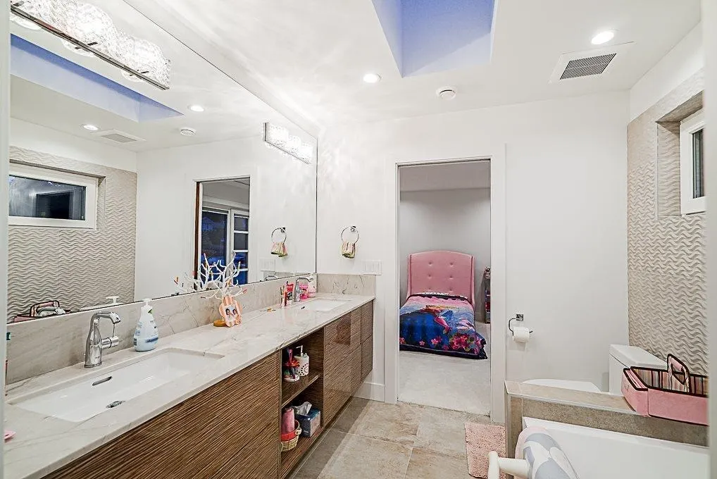 4610 Marine Drive