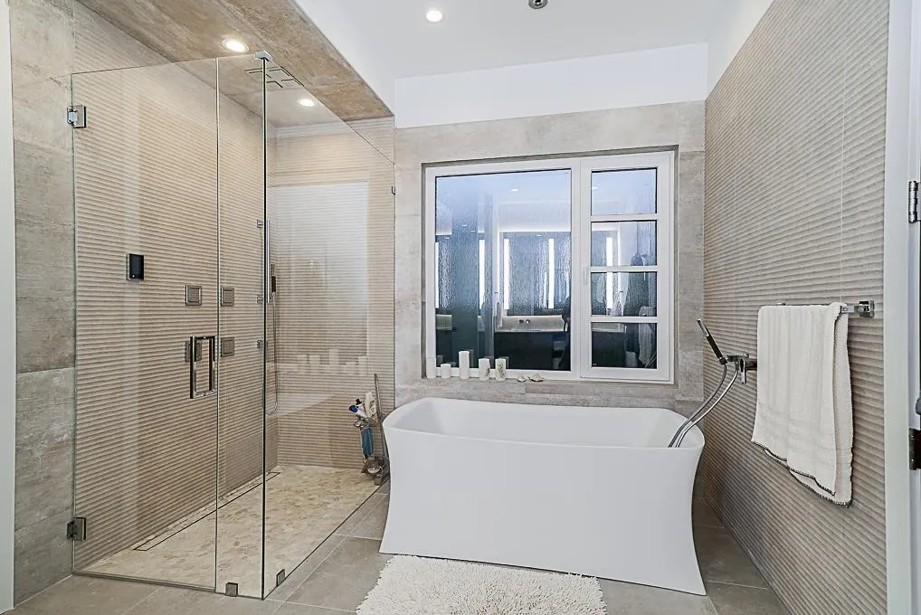 4610 Marine Drive
