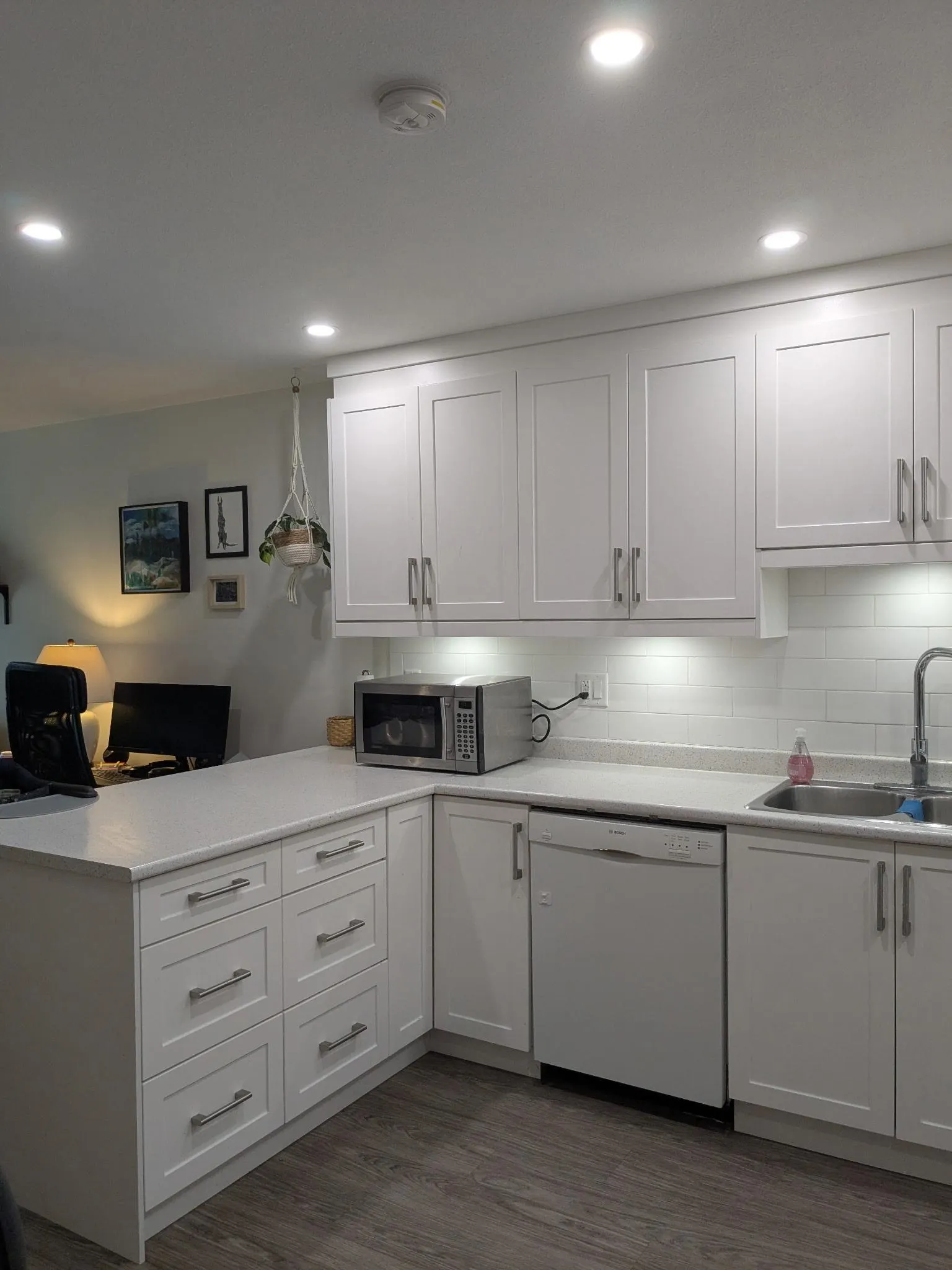 R 15532 20 Avenue