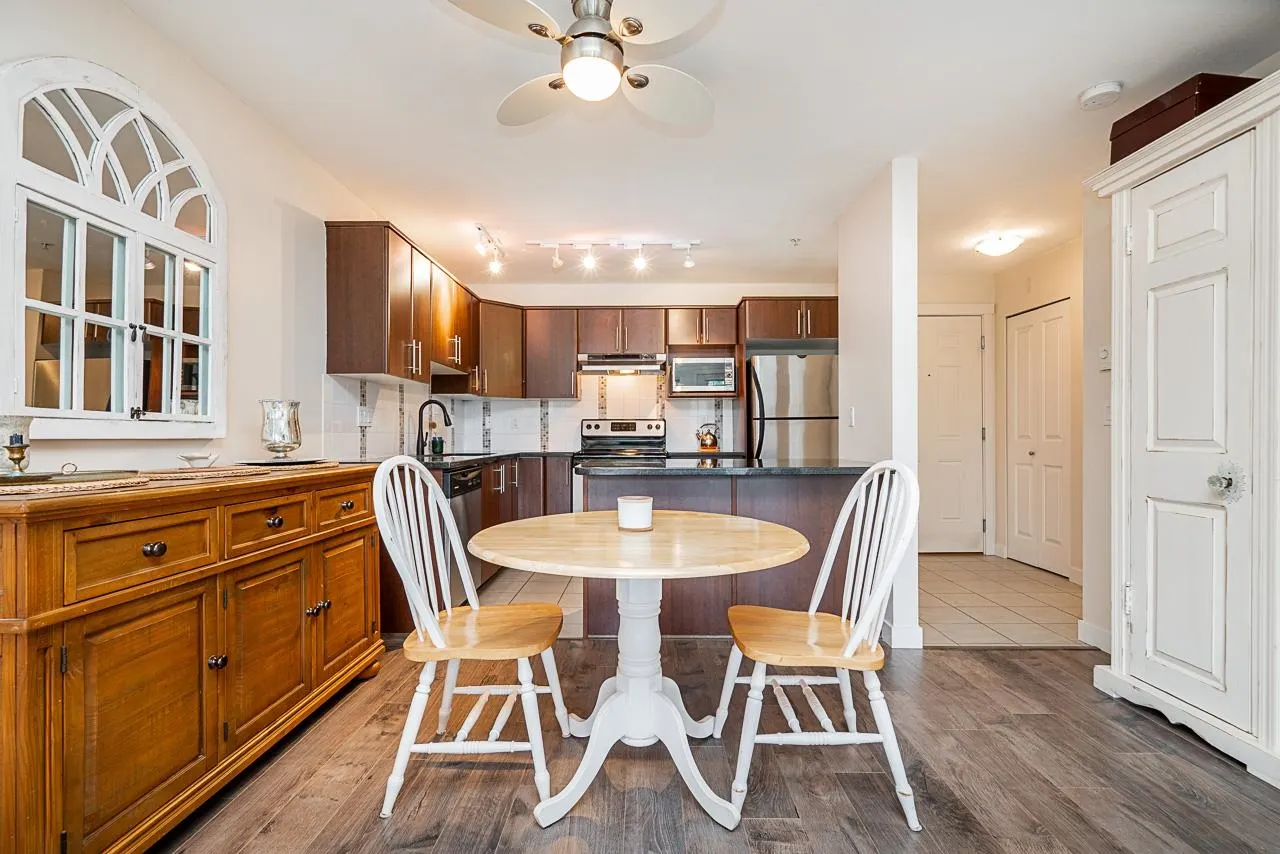 309 19388 65 Avenue