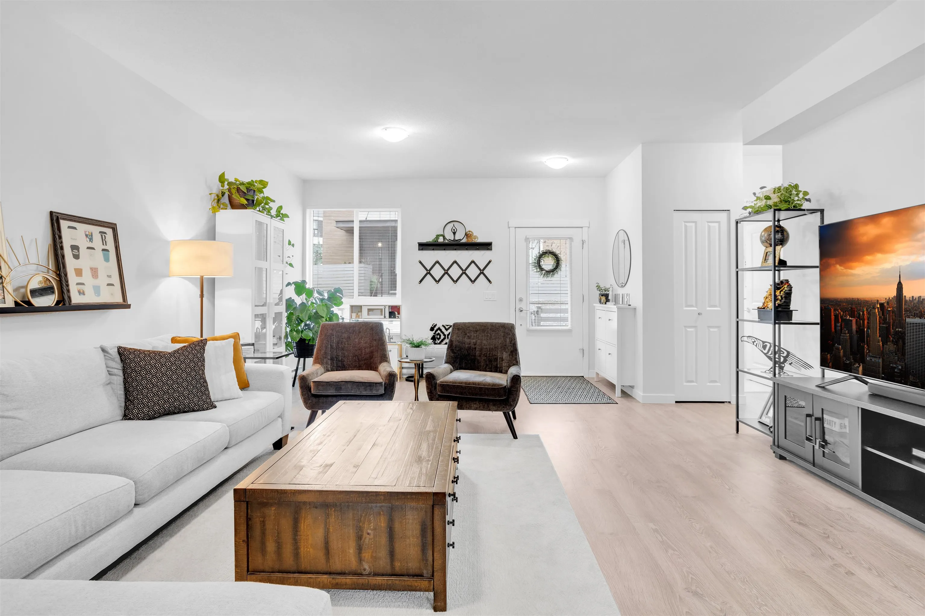 107 15111 Edmund Drive