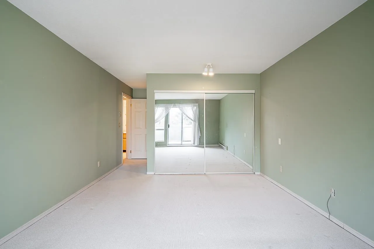 350 8611 Ackroyd Road