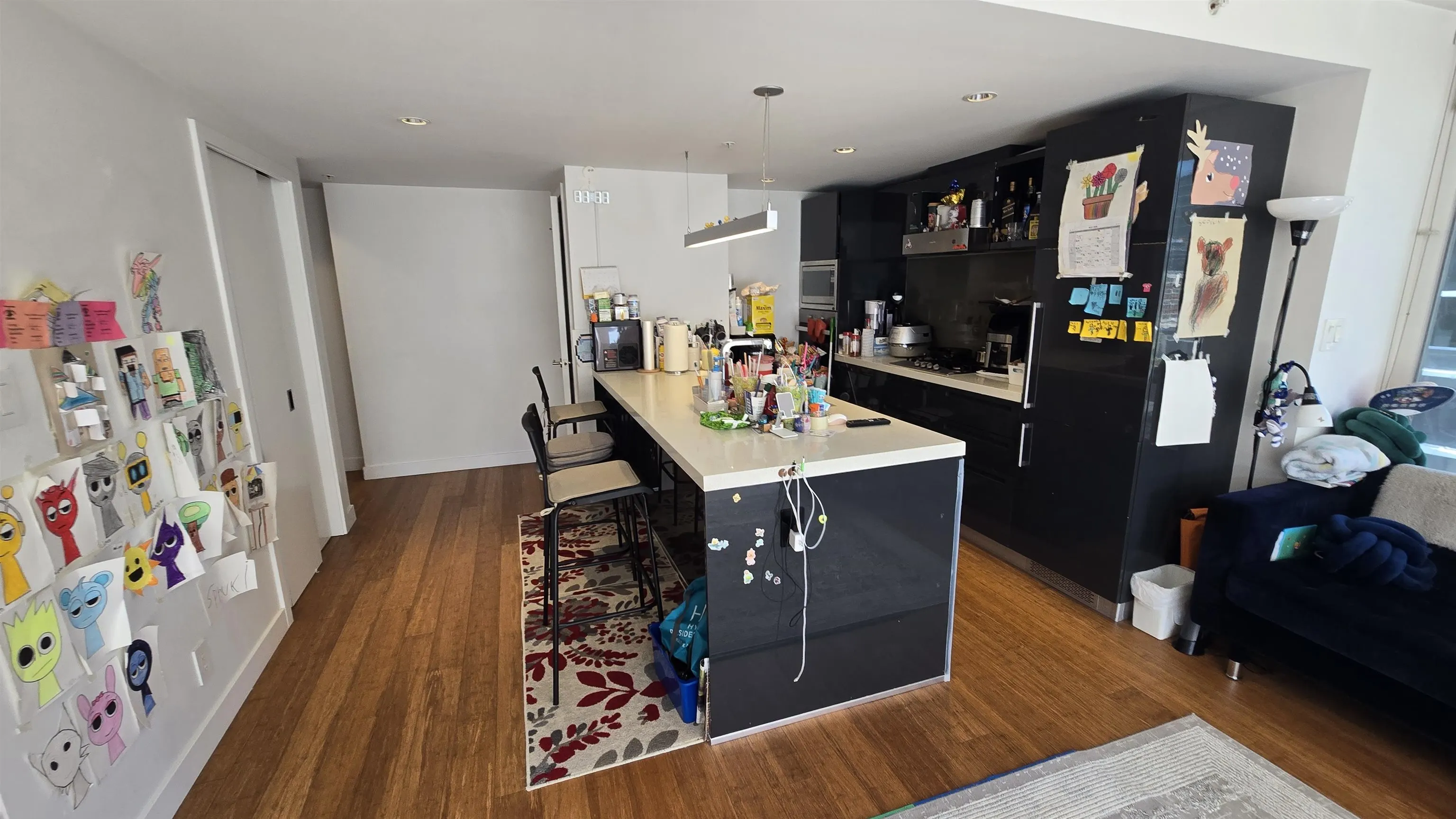 809 777 Richards Street