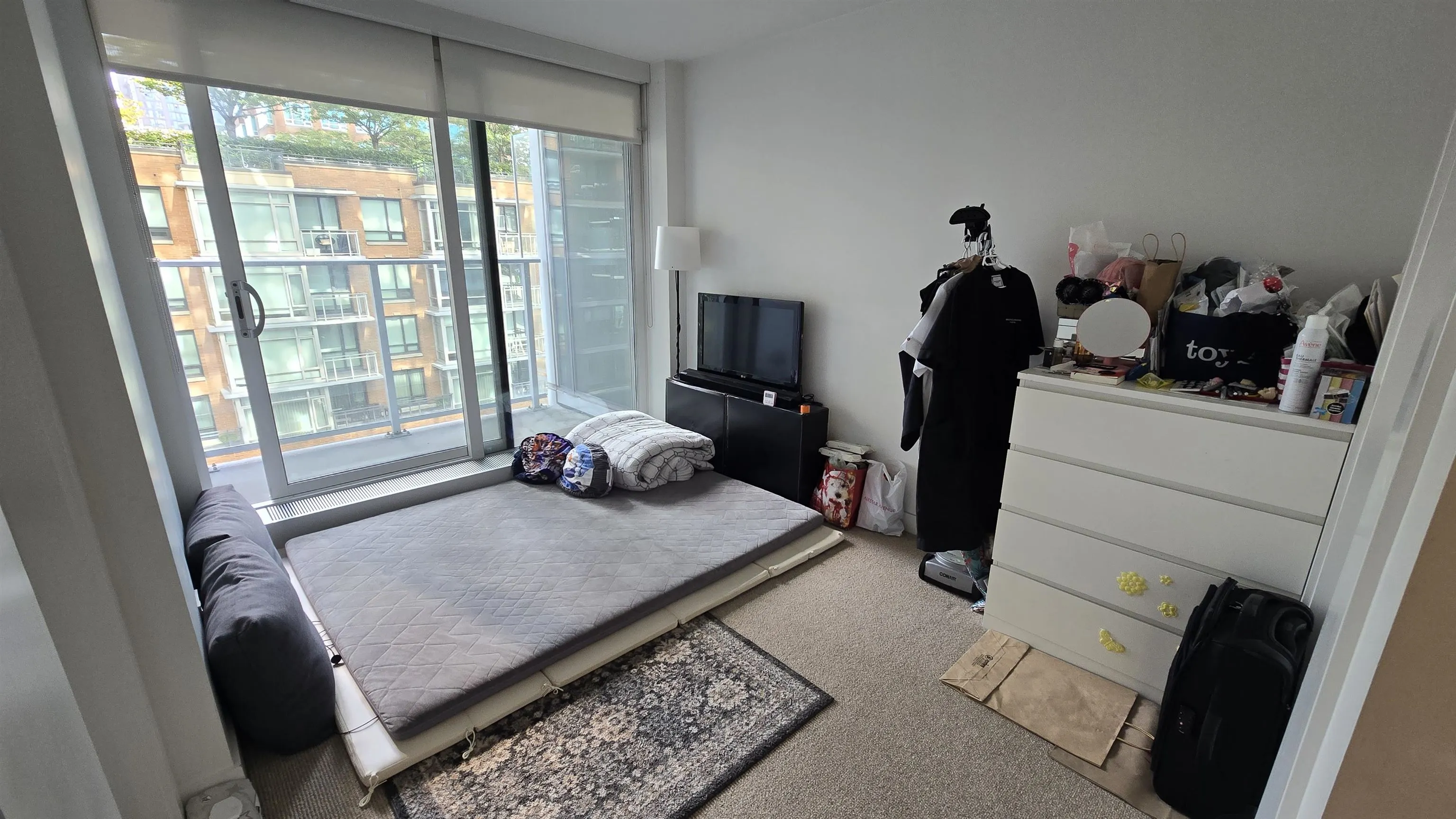 809 777 Richards Street