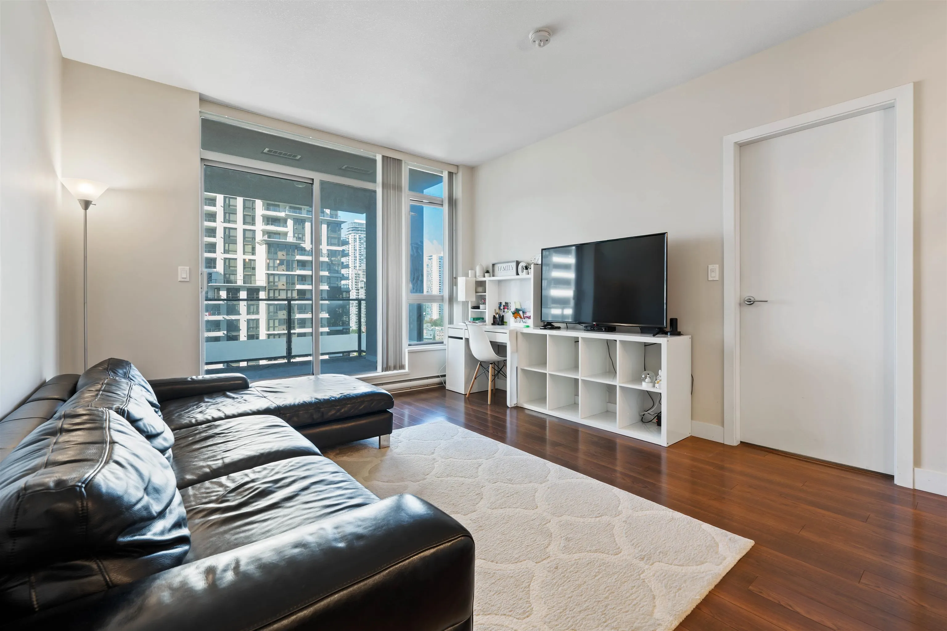 1506 2077 Rosser Avenue