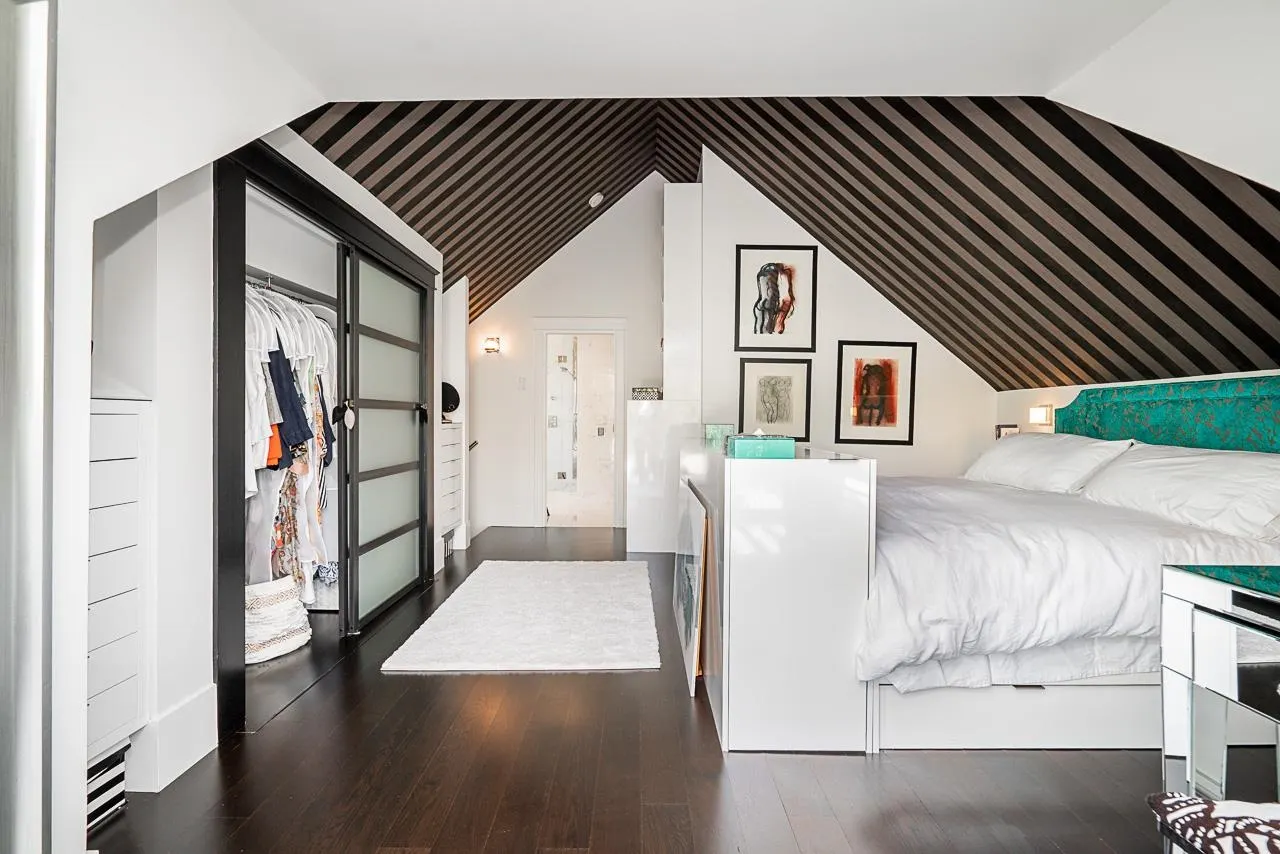 1638 Matthews Avenue