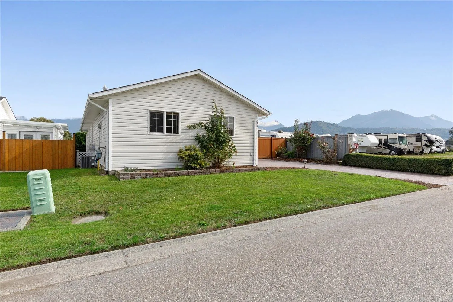86 45918 Knight Road