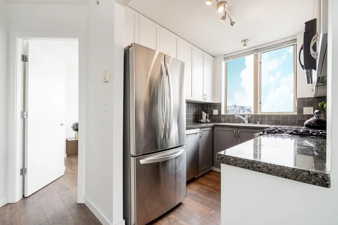 1102 1316 W 11th Avenue