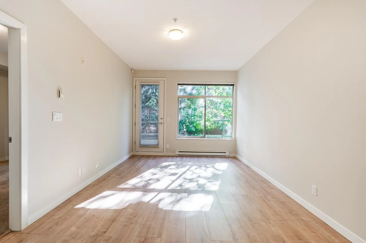 206 10455 University Drive
