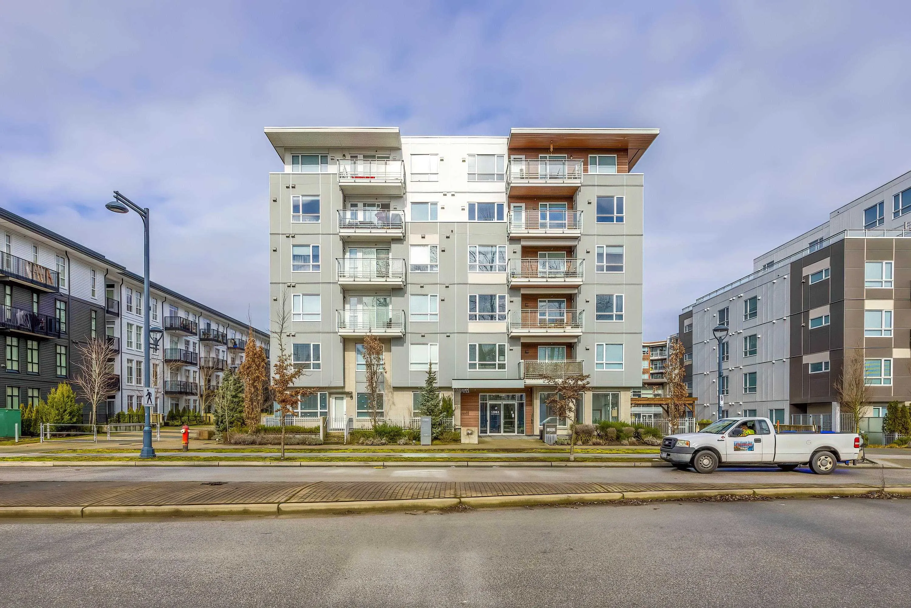 121 13963 105 Boulevard