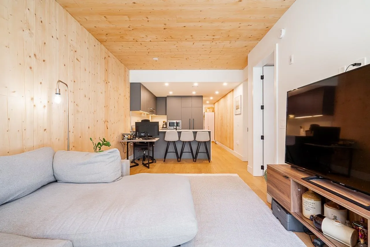 202 310 Salter Street