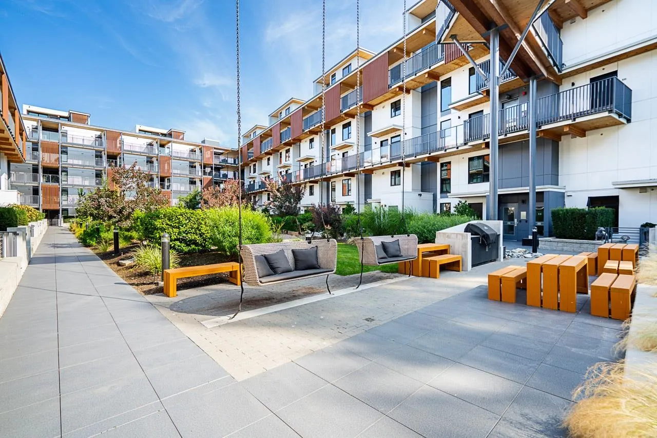 202 310 Salter Street