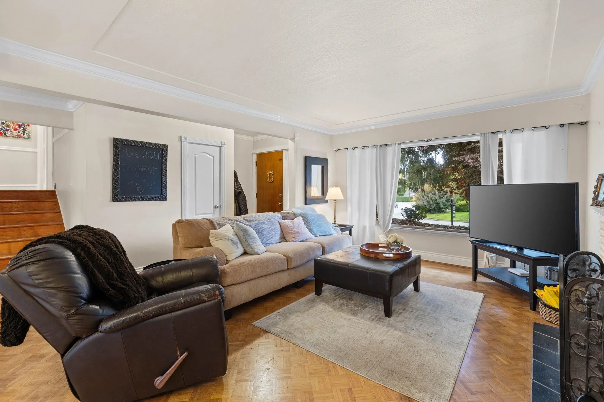 966 Dundonald Drive