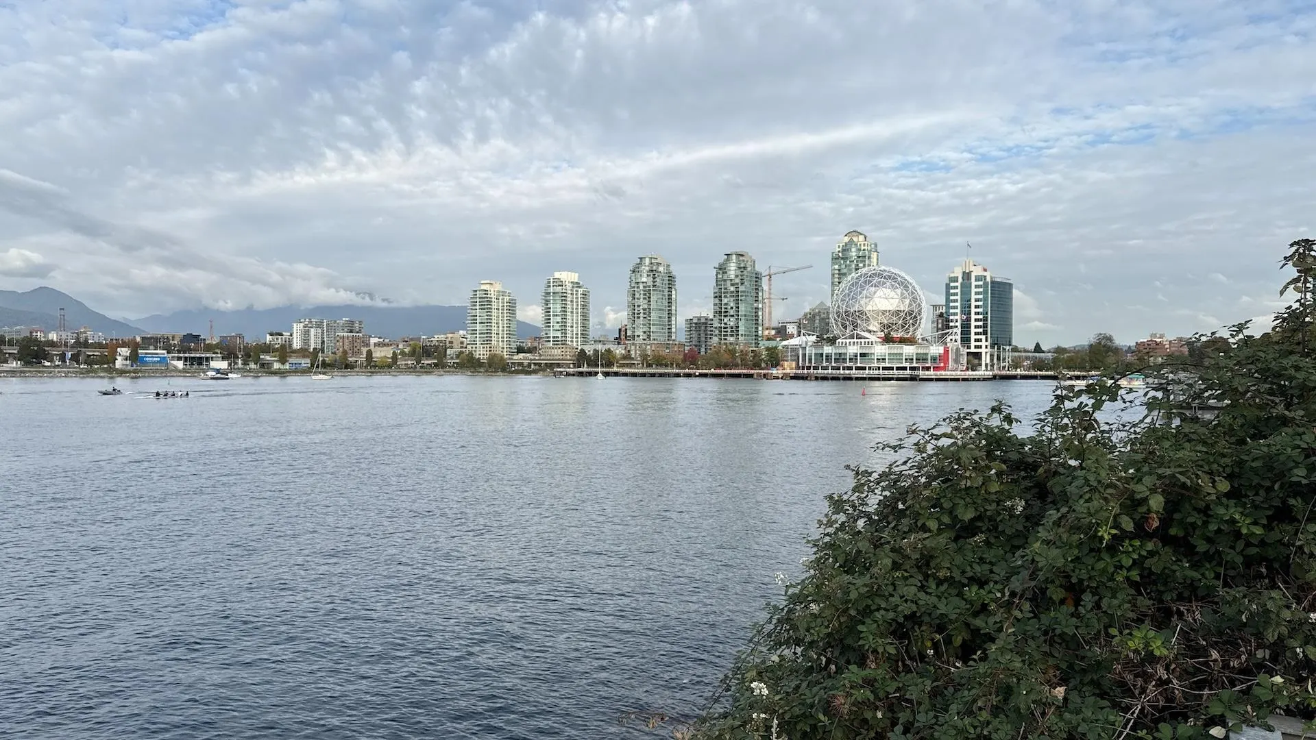 1210 1708 Columbia Street