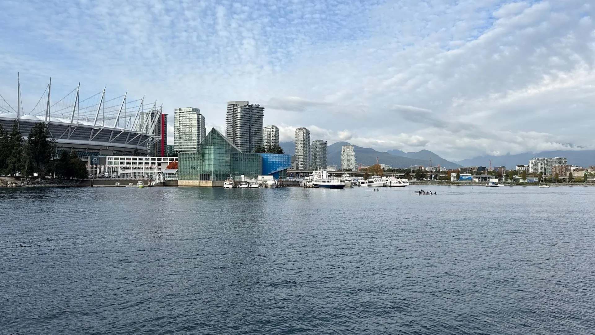 1210 1708 Columbia Street