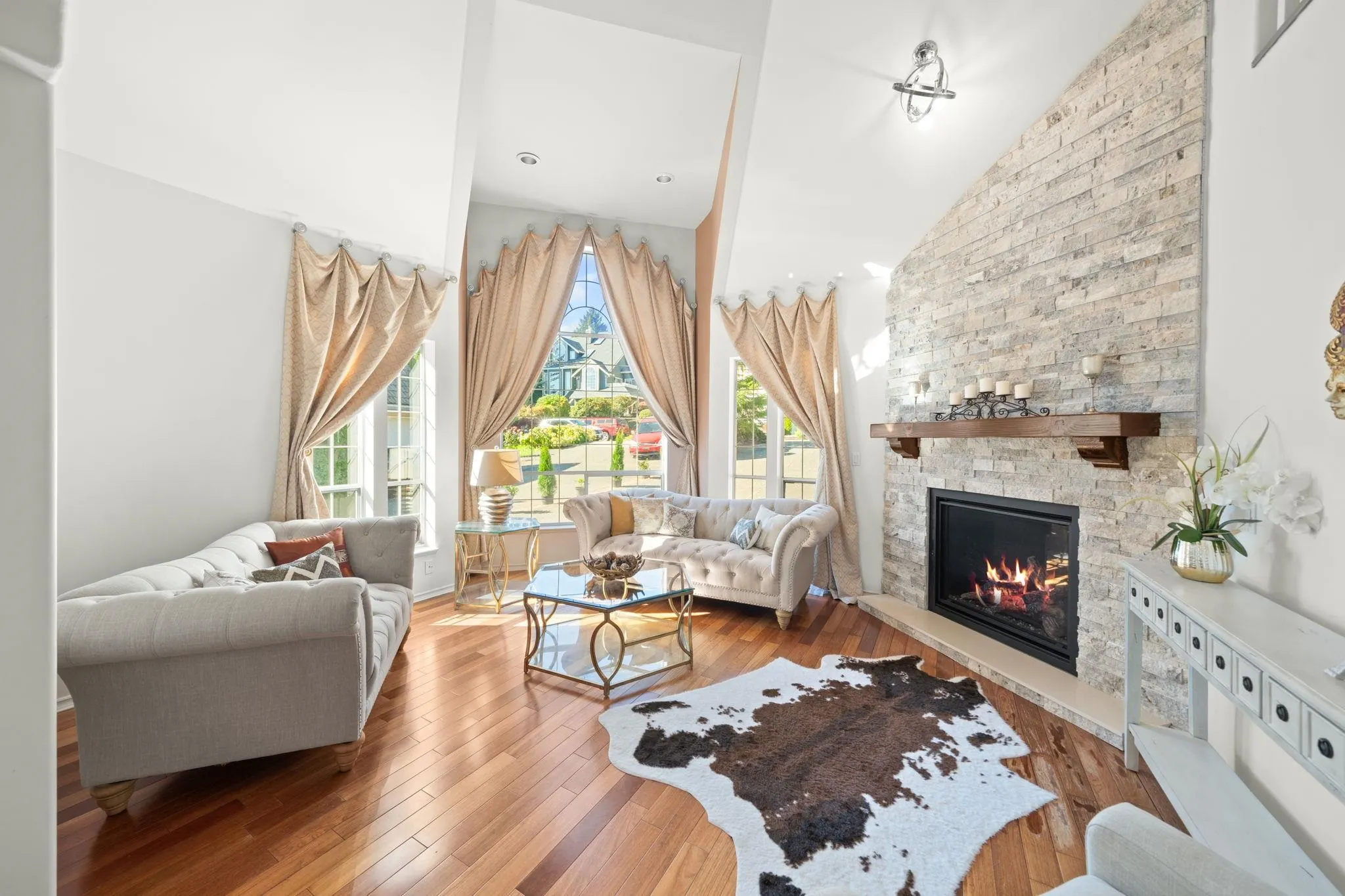 2258 Sorrento Drive