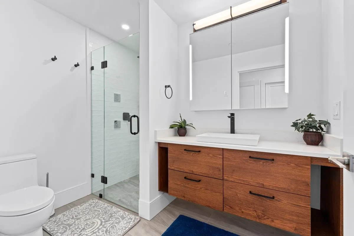 217 W 16th Avenue