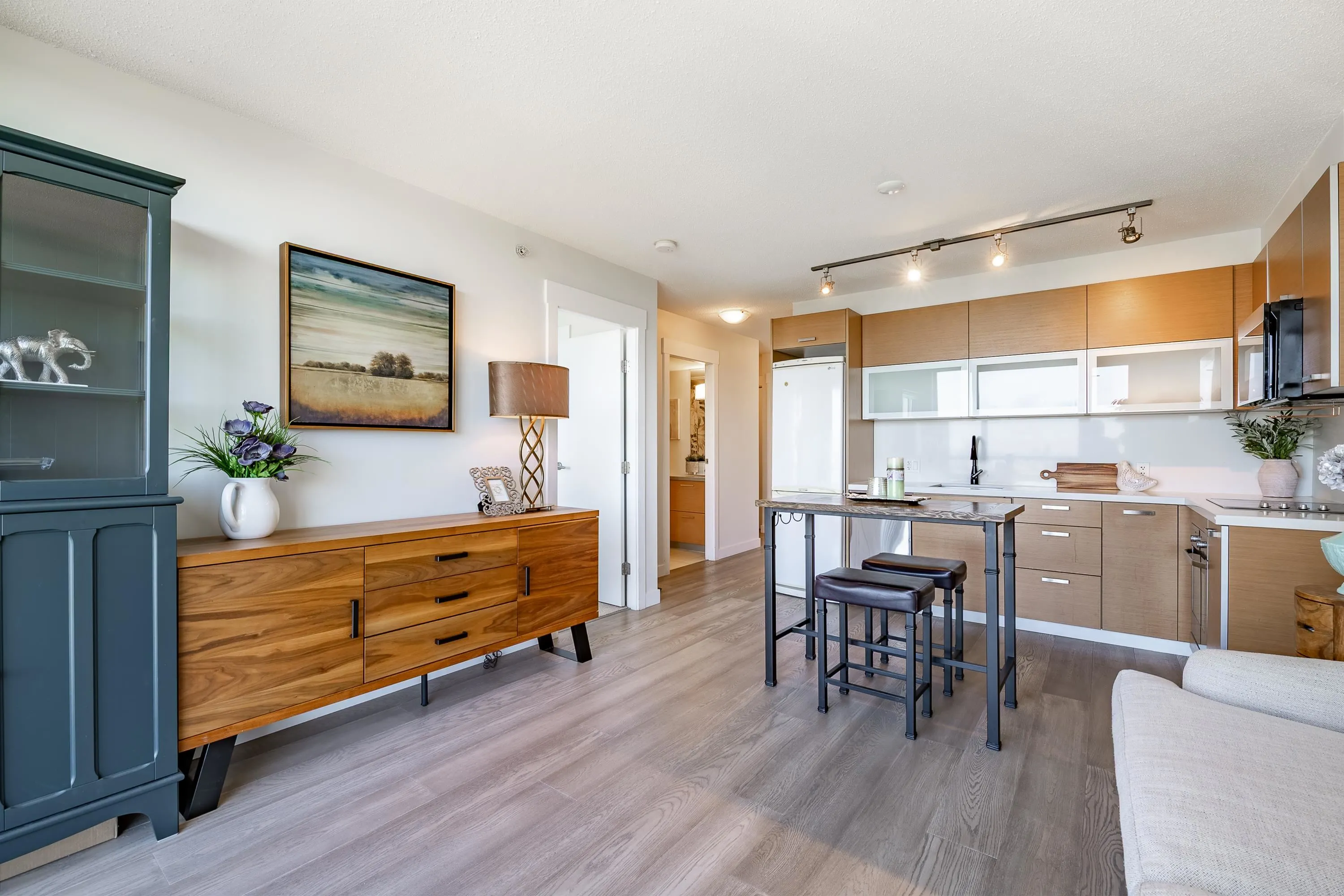 1705 10777 University Drive