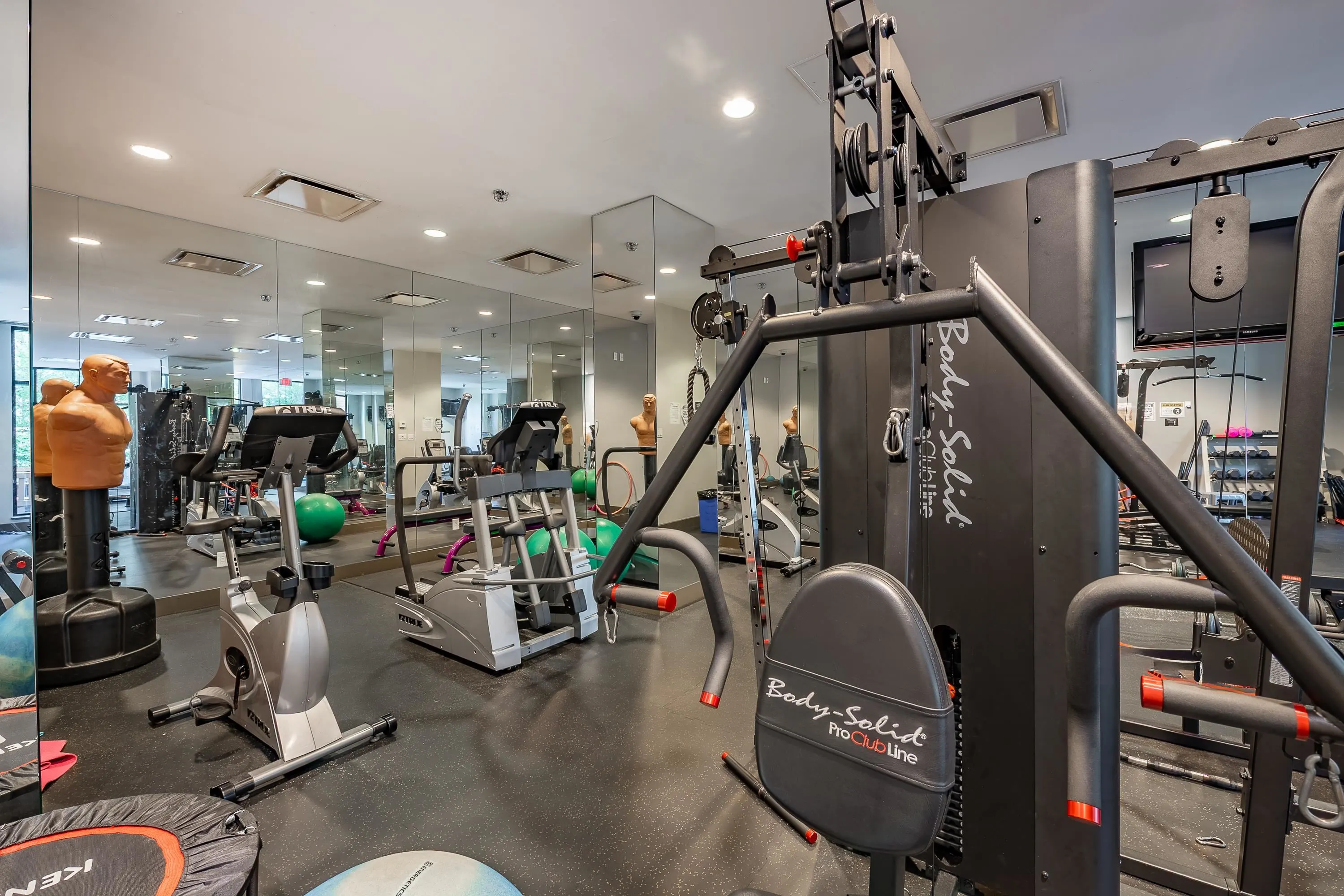 1705 10777 University Drive