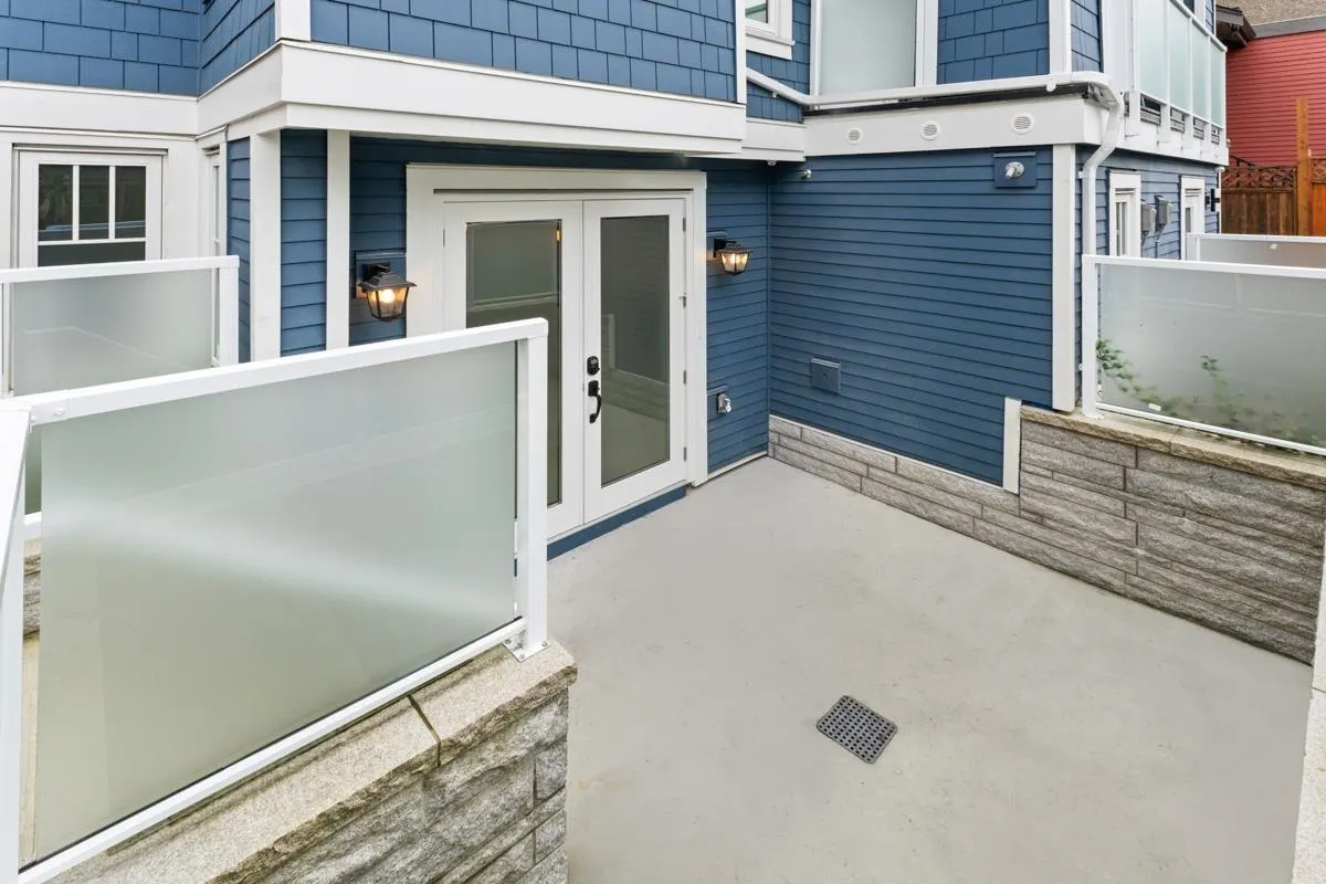 219 W 16th Avenue