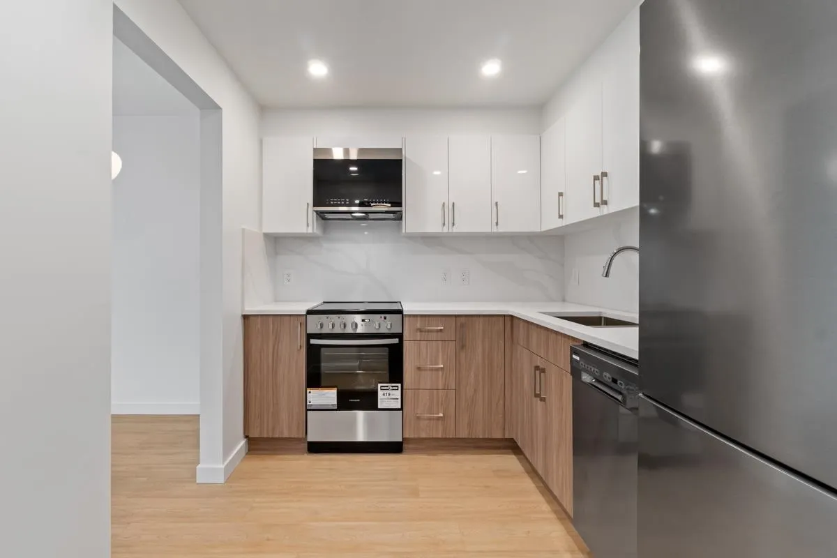 804 1265 Barclay Street