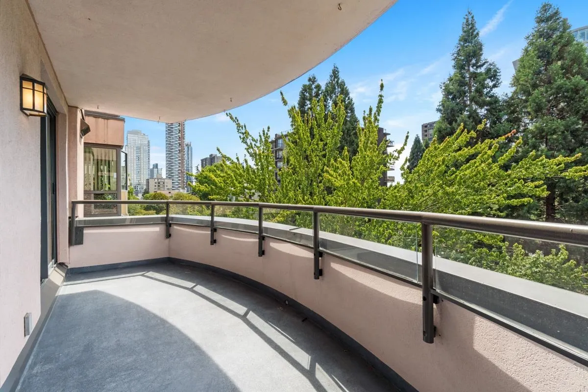 804 1265 Barclay Street