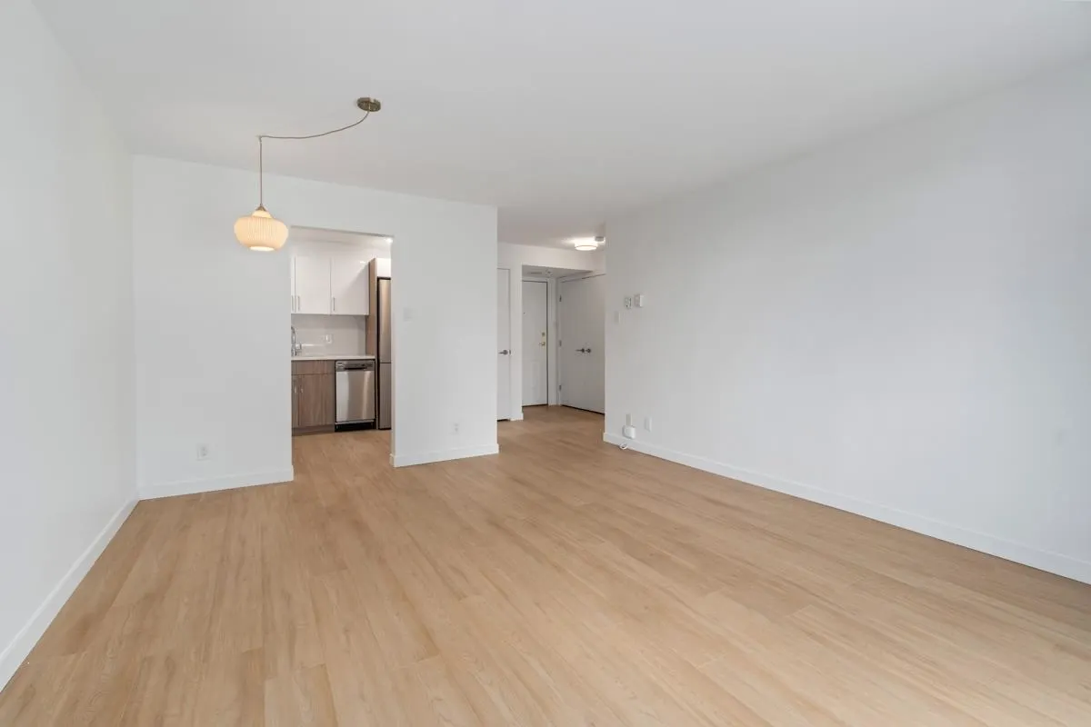 804 1265 Barclay Street